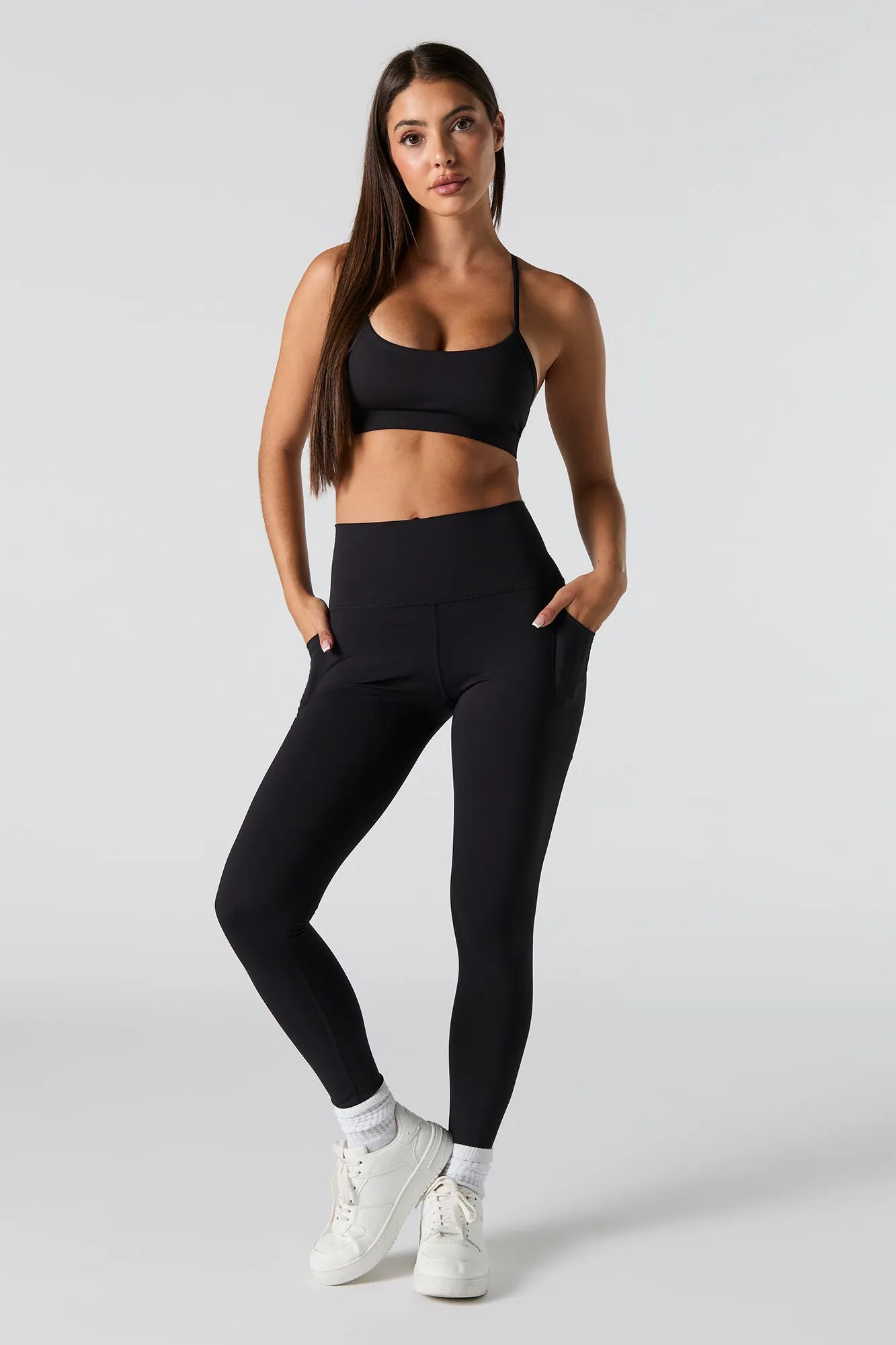 Legging avec poche latérale Active sold by Urban Planet product image thumbnail 5