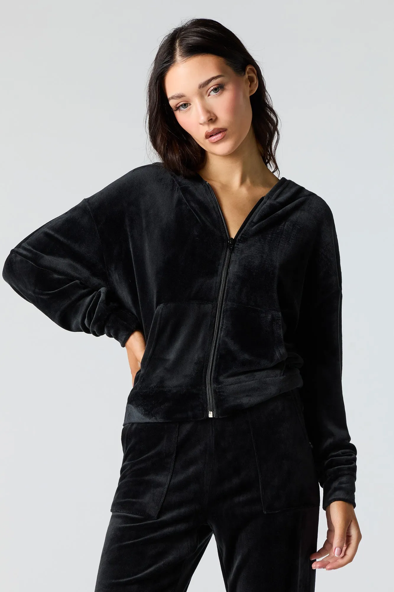 Haut à capuchon en velours à glissière Active sold by Urban Planet product image thumbnail 5