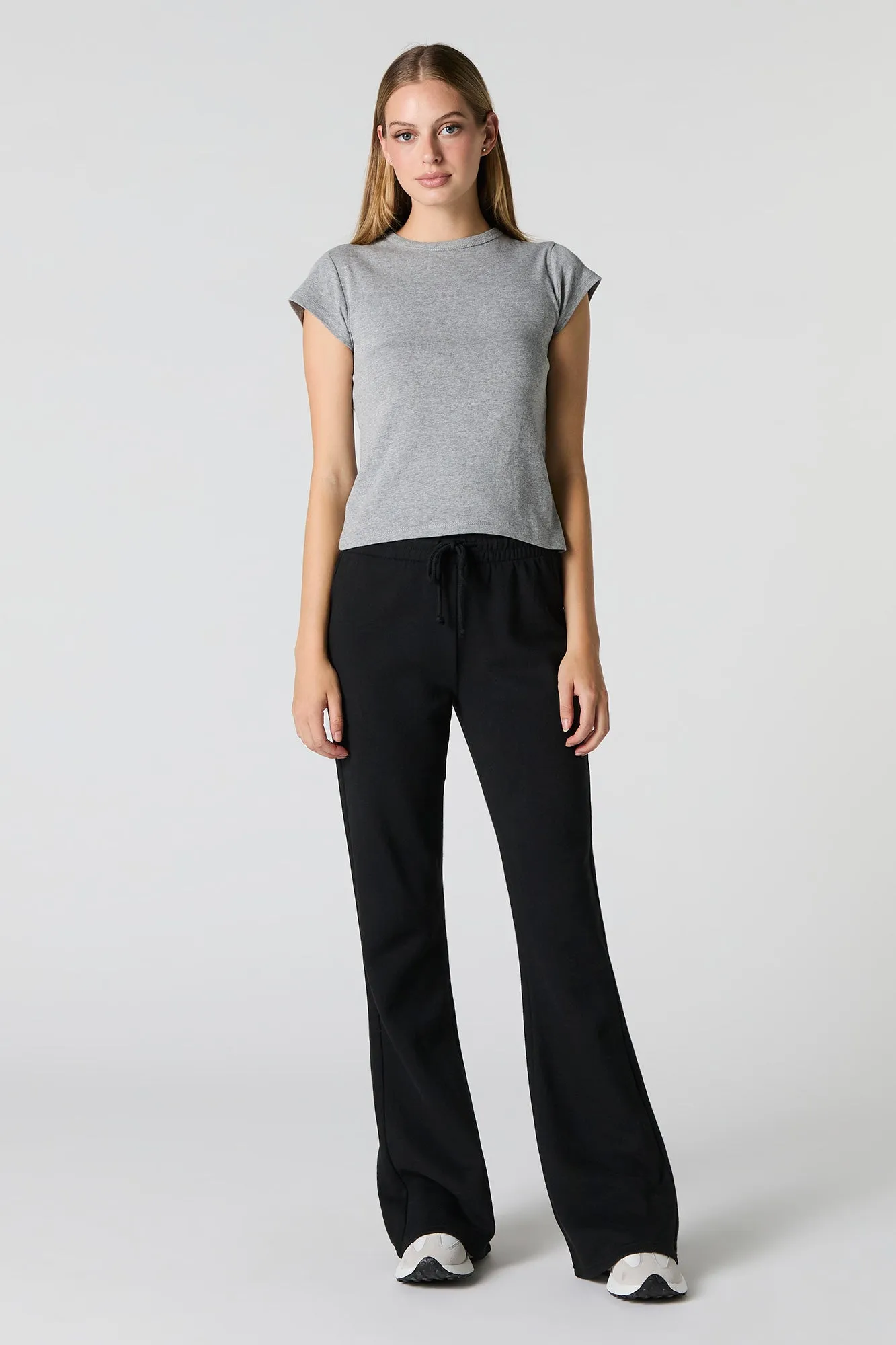Pantalon d'entraînement à jambe évasée en molleton avec taille coulissante sold by Urban Planet product image thumbnail 4