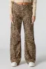 Pantalon cargo à jambe droite avec poches multiples sold by Urban Planet