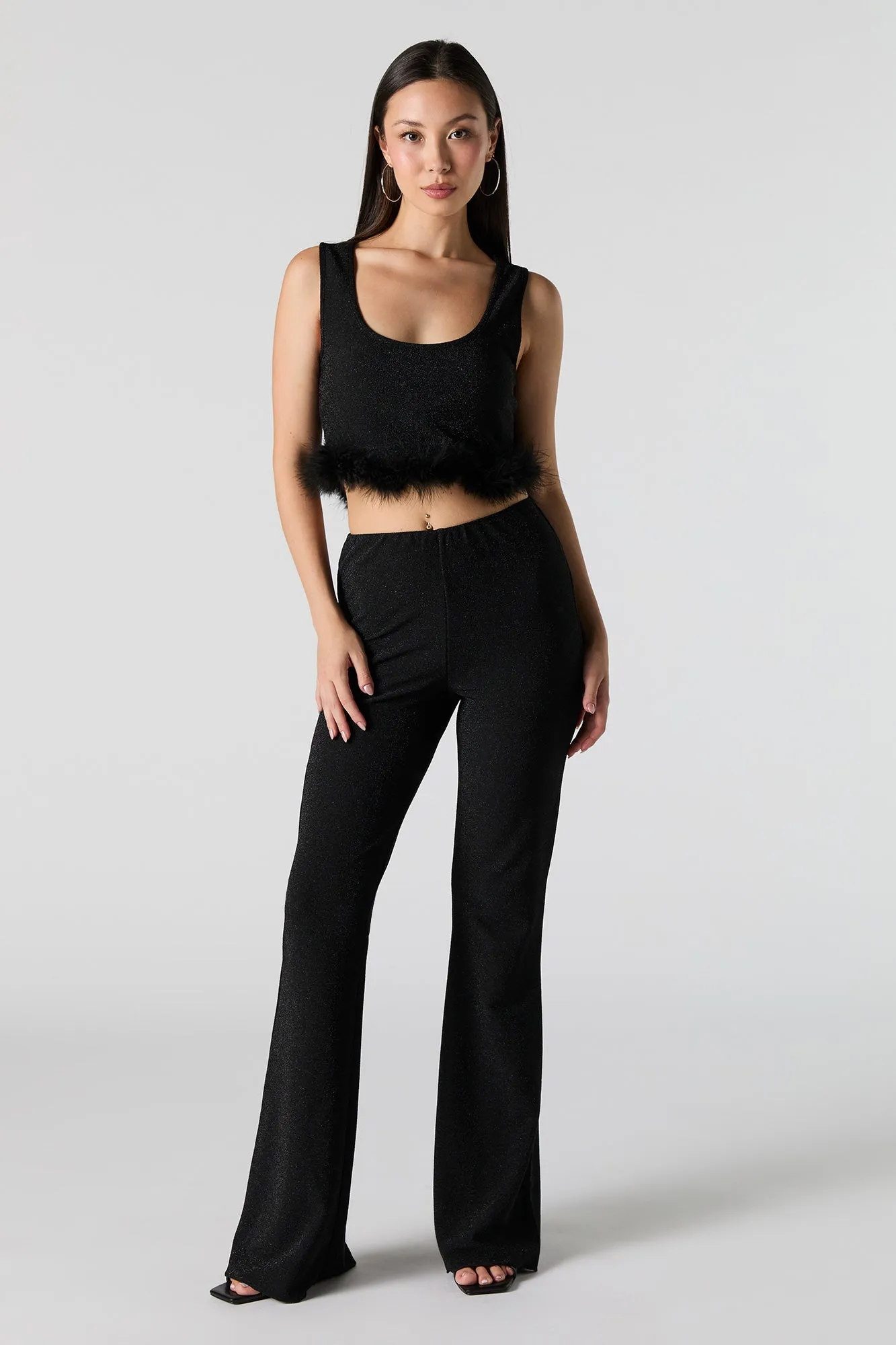 Camisole scintillante avec garniture en similifourrure sold by Urban Planet product image thumbnail 3