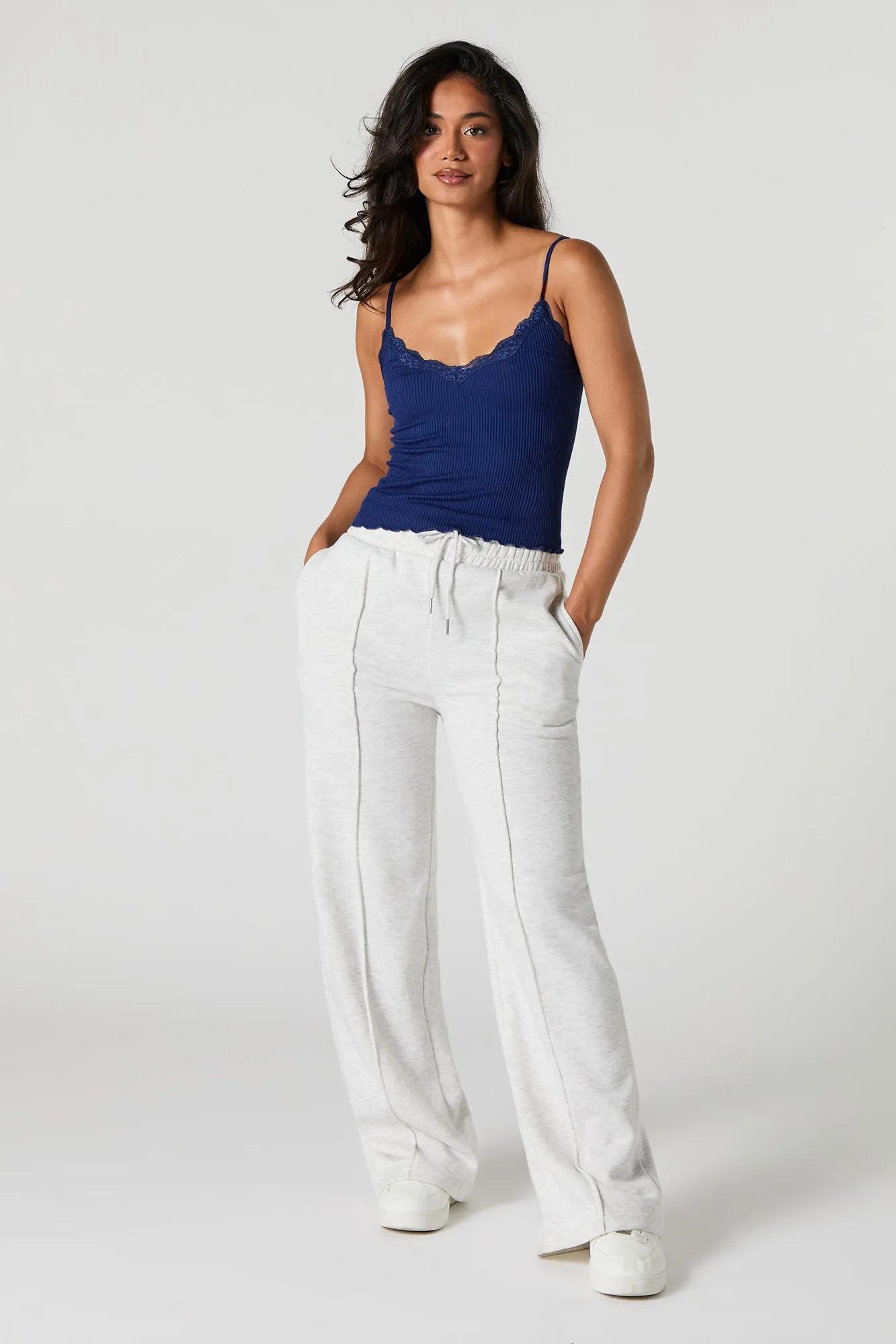 Camisole côtelée sans couture avec liséré de dentelle sold by Urban Planet product image thumbnail 3