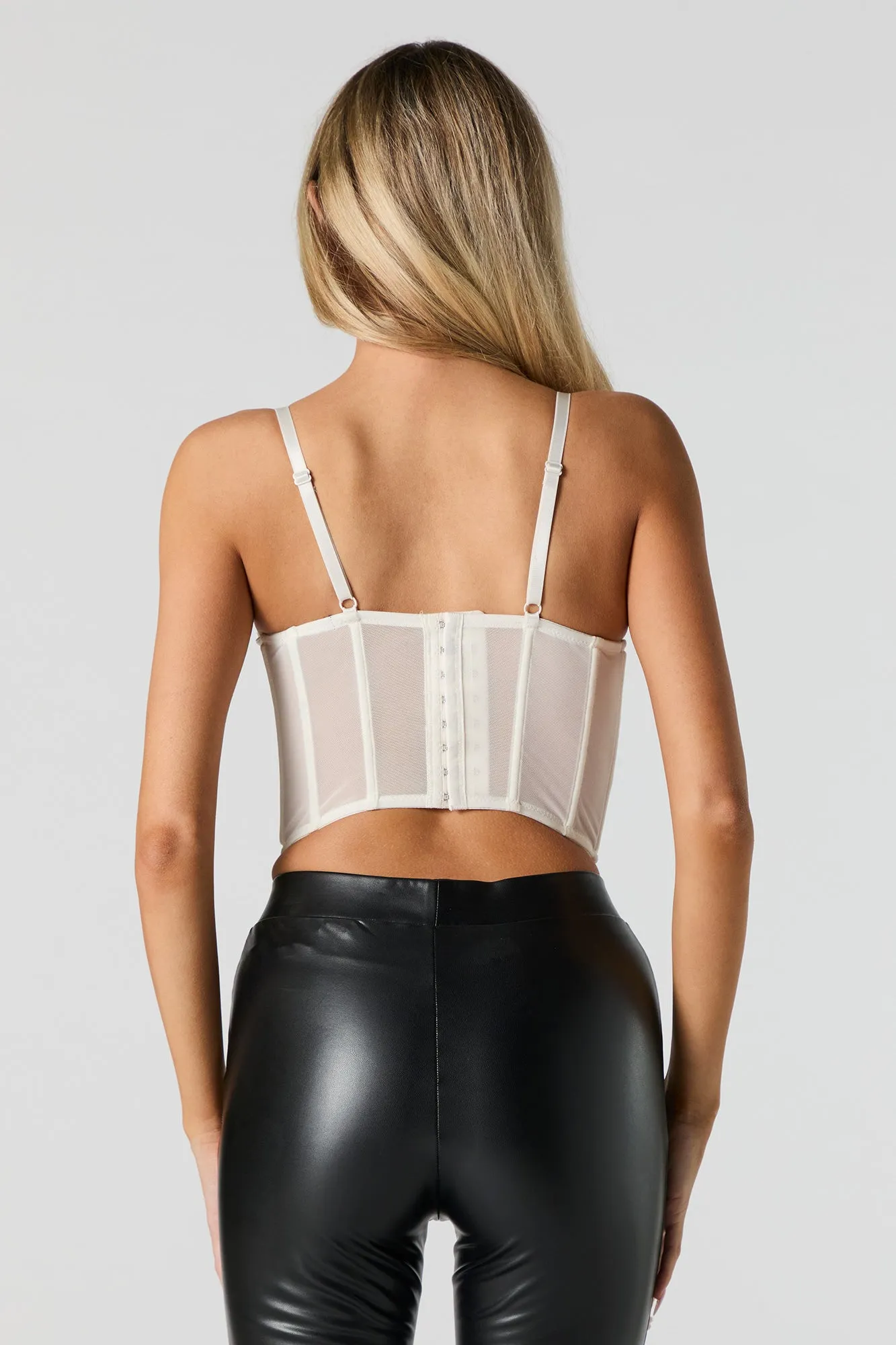 Haut corset court en filet ruché sold by Urban Planet product image thumbnail 2