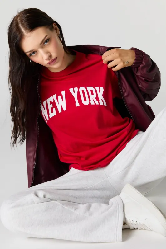 T-shirt de coupe garçonne rouge à imprimé New York sold by Urban Planet