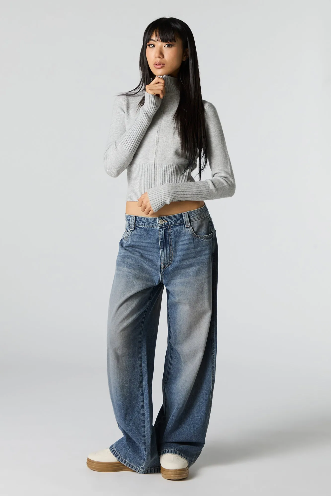 Jean ample à taille basse sold by Urban Planet product image thumbnail 4