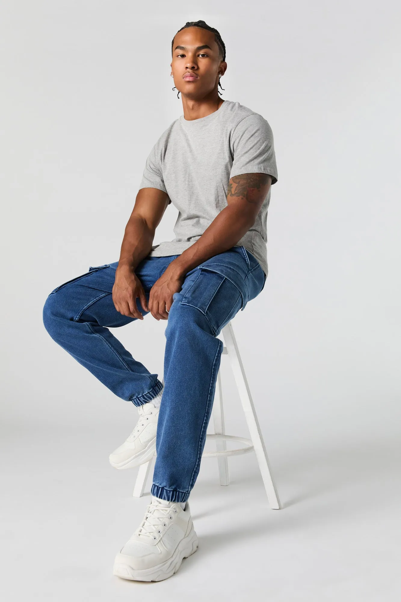 Jogger cargo en denim à taille coulissante sold by Urban Planet