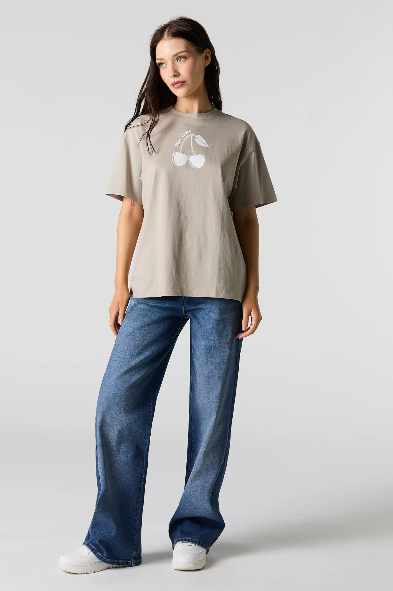 T-shirt de coupe garçonne à imprimé Mon Chéri sold by Urban Planet product image thumbnail 3