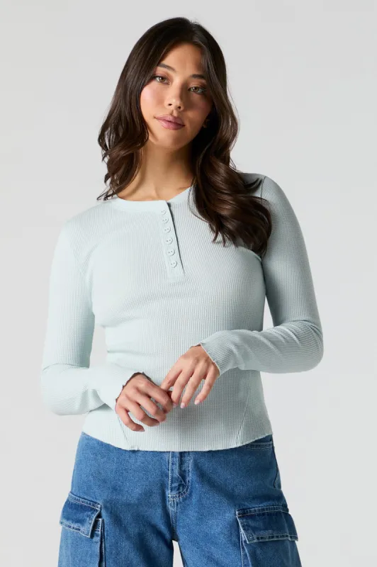 Haut Henley en tricot gaufré à manches longues sold by Urban Planet