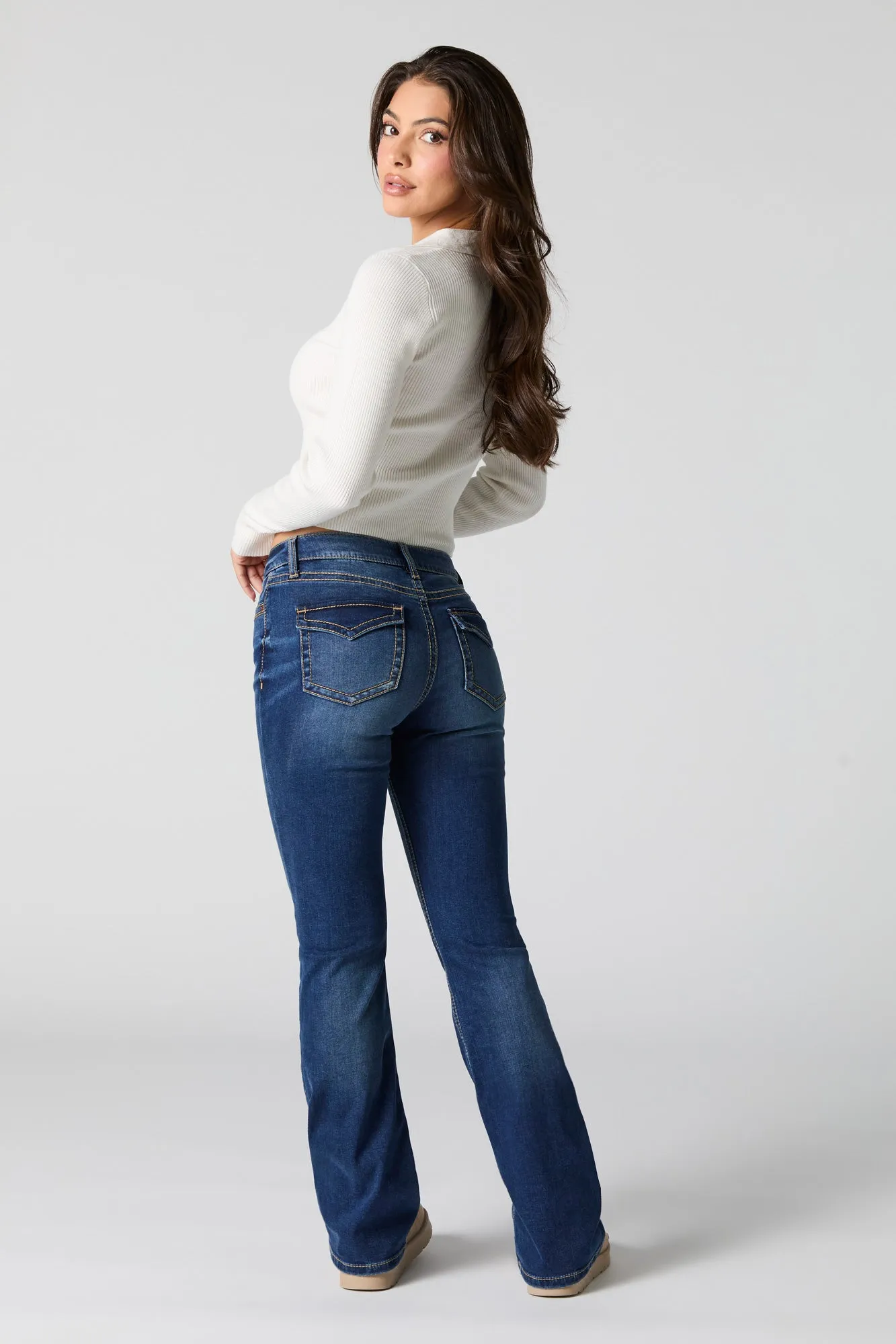 Jean évasé délavé vintage sold by Urban Planet product image thumbnail 3