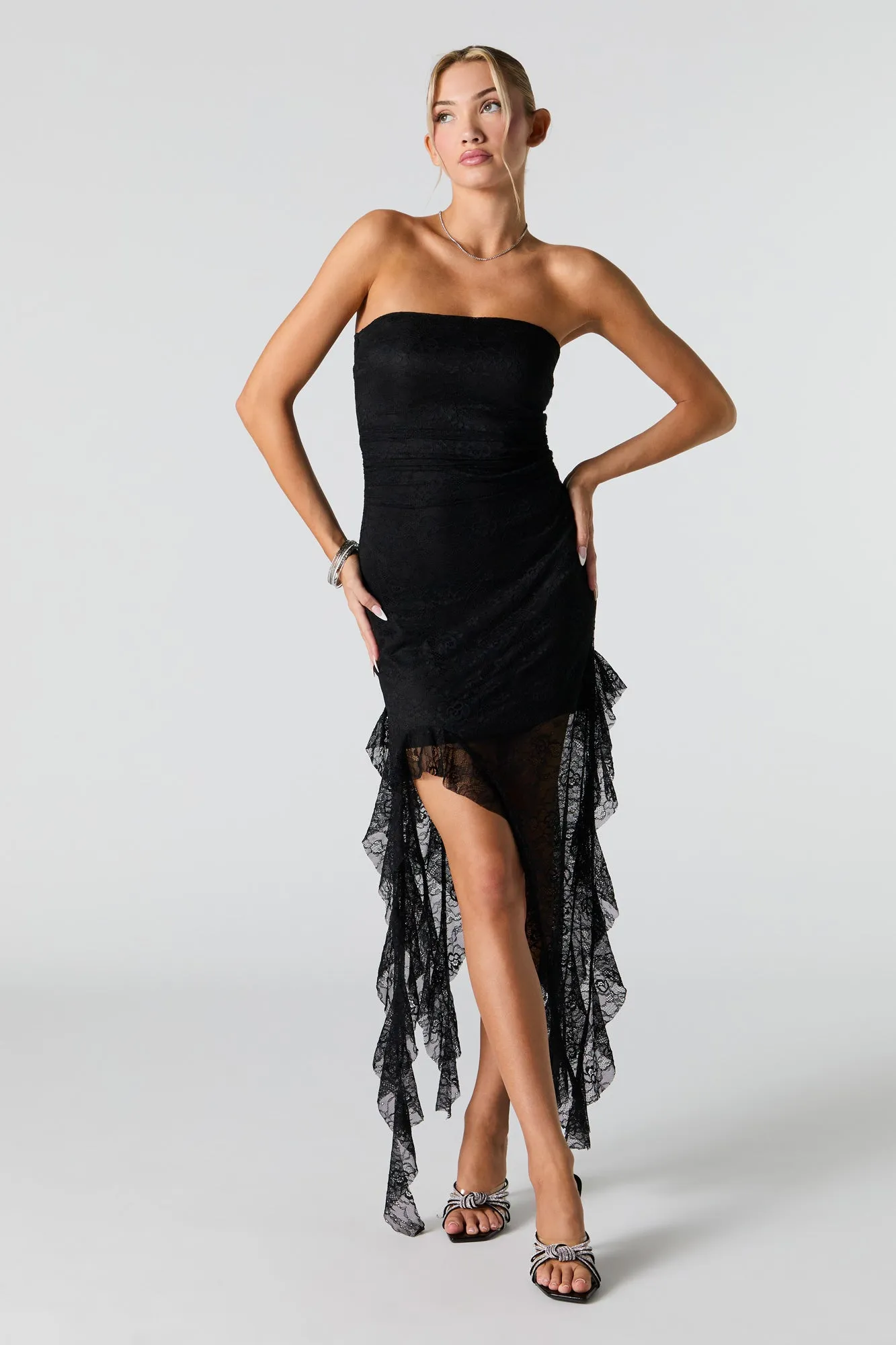 Floral Lace Asymmetrical Tube Dress sold by Urban Planet product image thumbnail 4