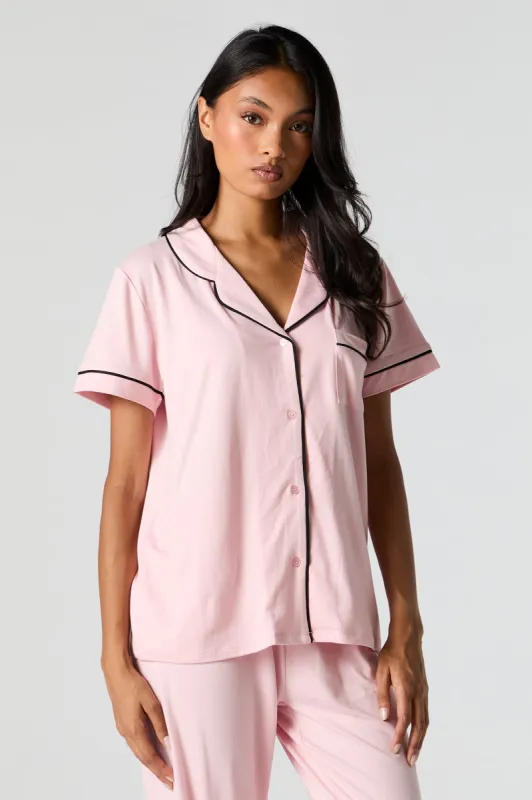 Ensemble pyjama avec haut boutonné et pantalons sold by Urban Planet