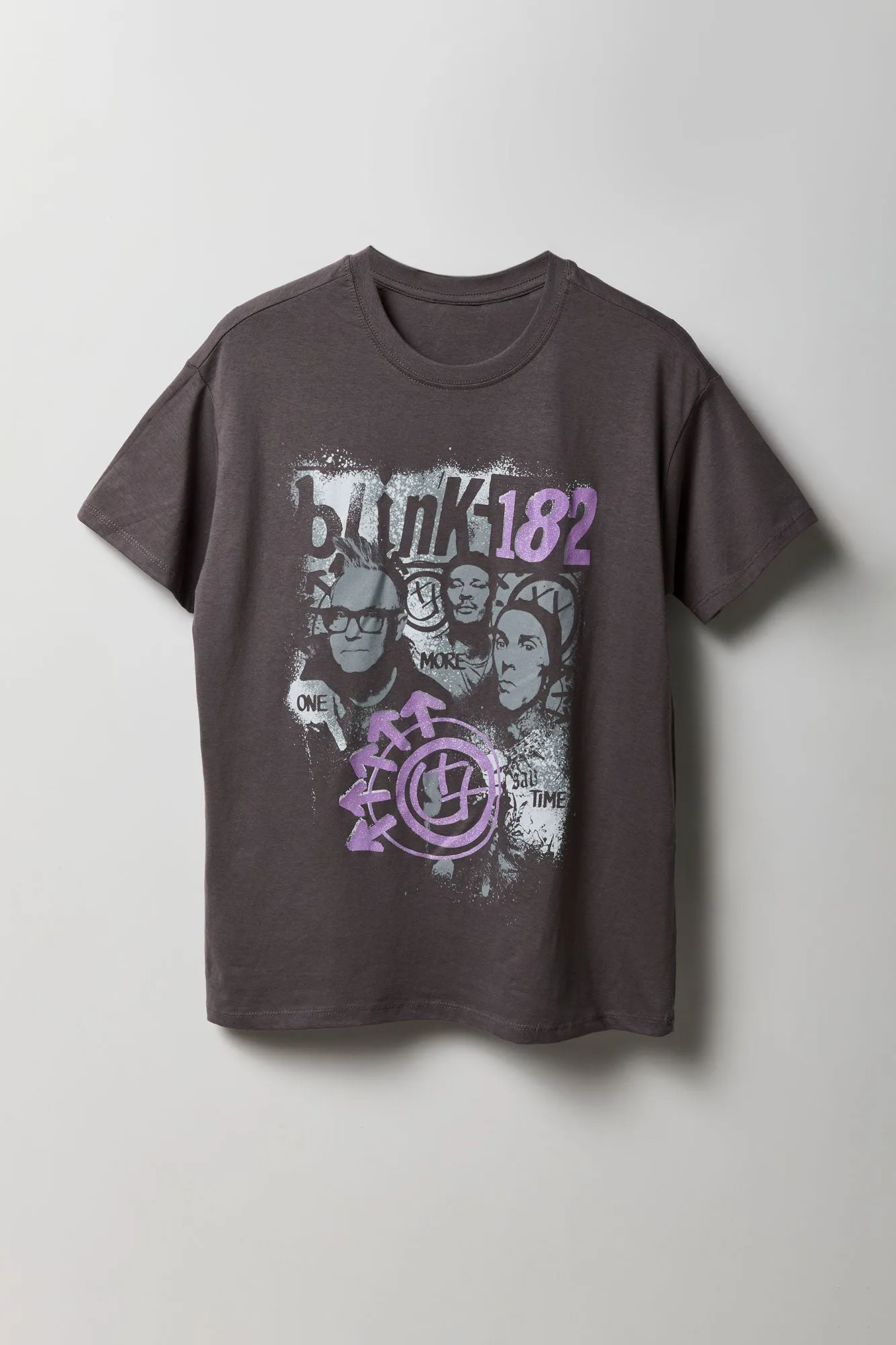 T-shirt coupe garçonne à motif Blink 182 sold by Urban Planet