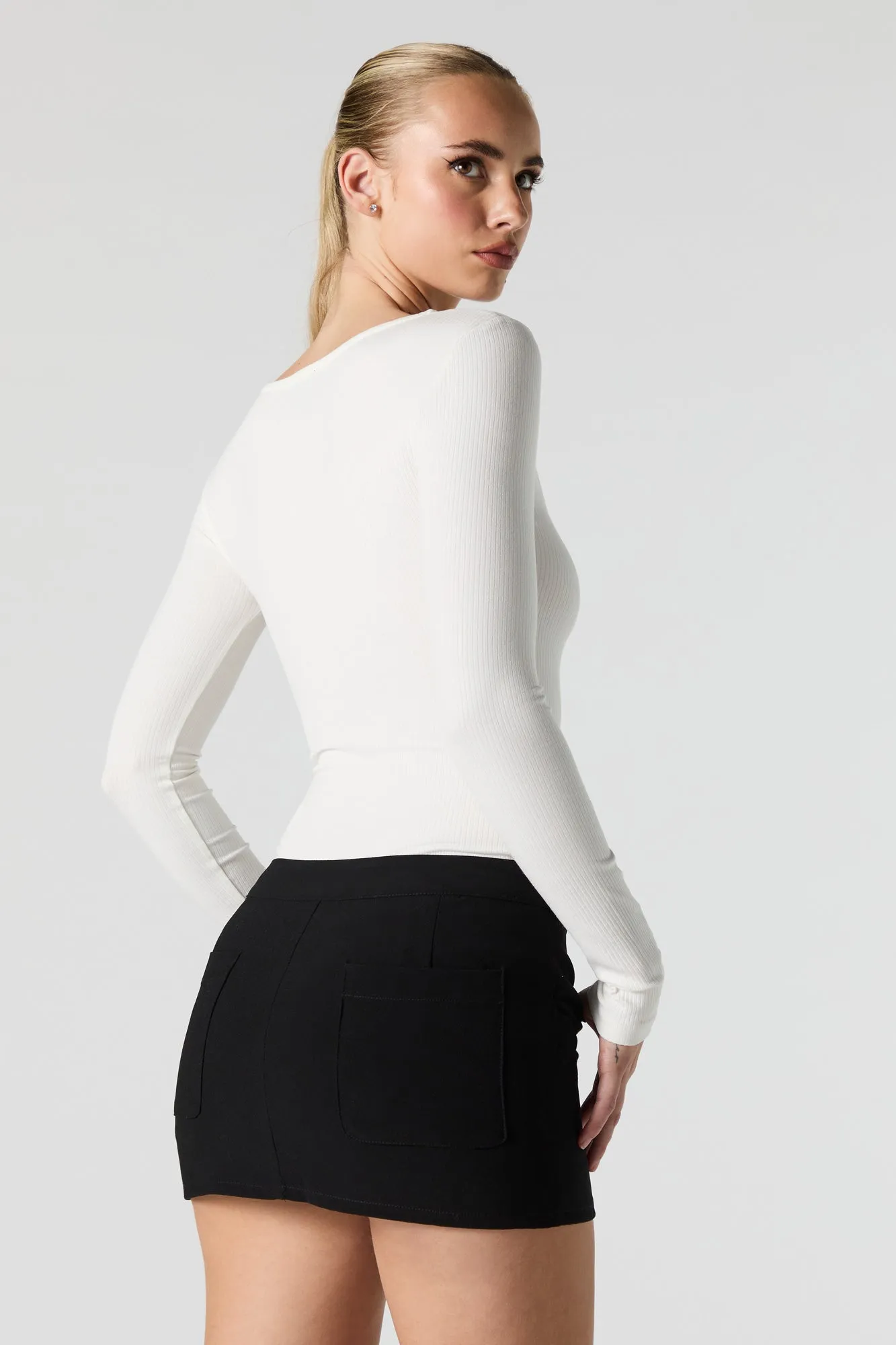 Ribbed Keyhole Long Sleeve Bodysuit sold by Urban Planet product image thumbnail 3