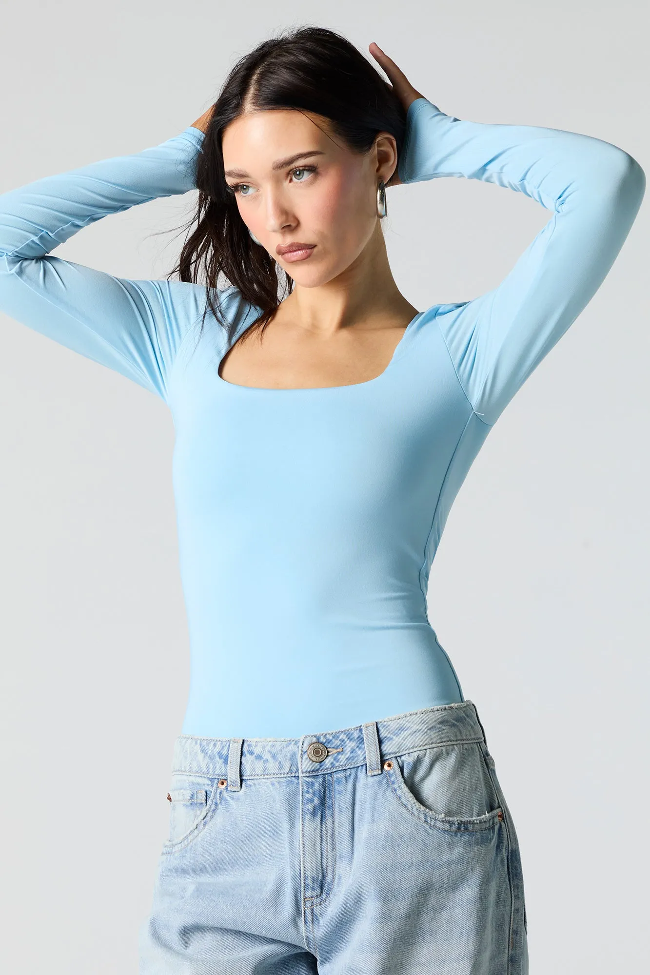 Maillot profilé à manches longues avec encolure carrée sold by Urban Planet