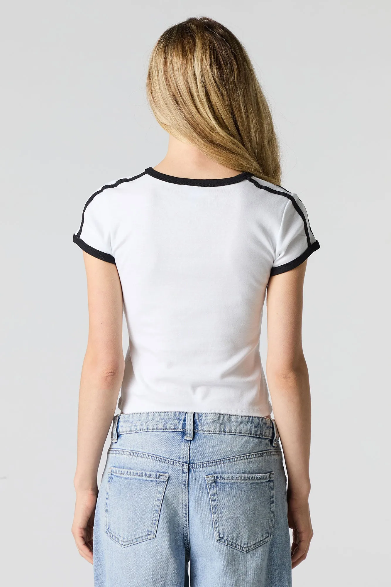 Petit t-shirt à ourlet contrastant et imprimé sold by Urban Planet product image thumbnail 5