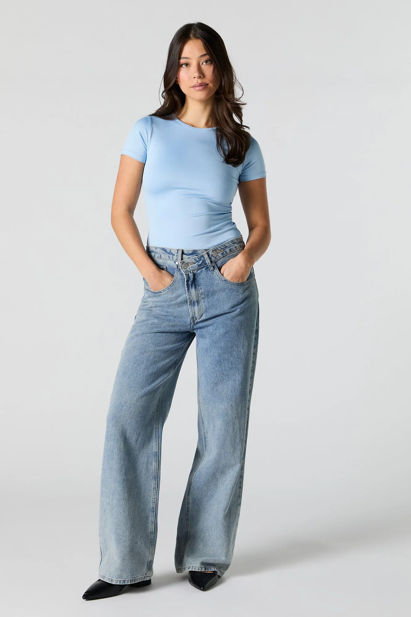 Maillot profilé à manches courtes avec encolure arrondie sold by Urban Planet product image thumbnail 3