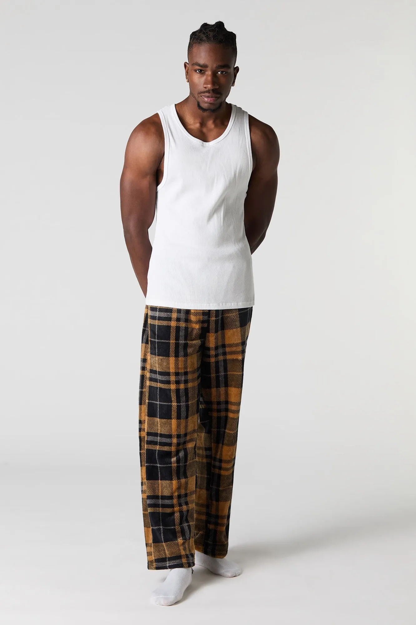 Pantalon de pyjama pelucheux à carreaux sold by Urban Planet product image thumbnail 3