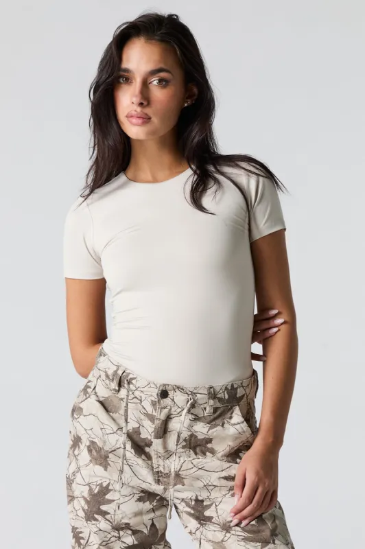 Maillot profilé à manches courtes avec encolure arrondie sold by Urban Planet