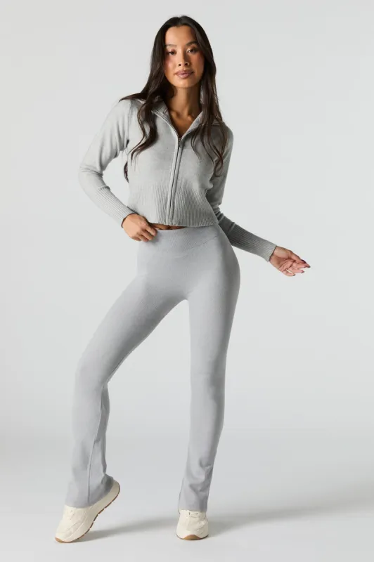 Legging évasé côtelé doublé de similifourrure sold by Urban Planet