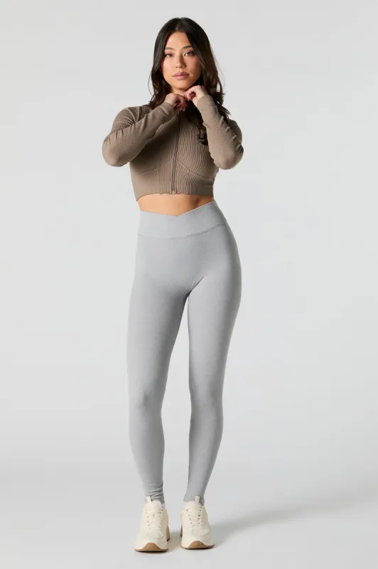 Legging Active côtelé avec bande de taille en V sold by Urban Planet