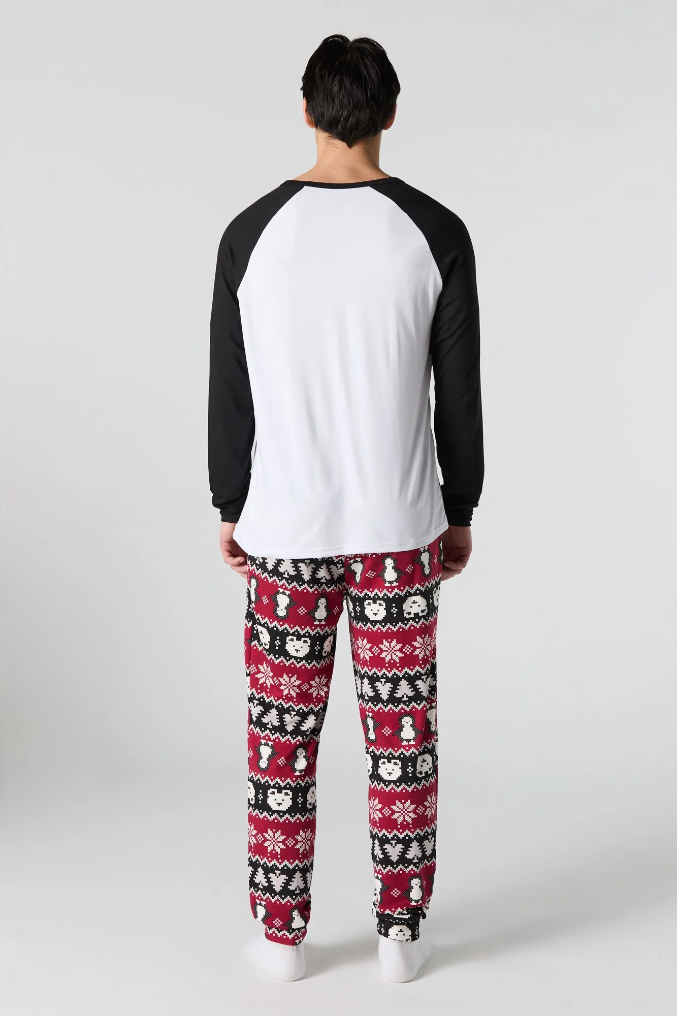 Ensemble deux pièces Pyjama de la famille à imprimé Naughty or Nice pour hommes sold by Urban Planet product image thumbnail 4