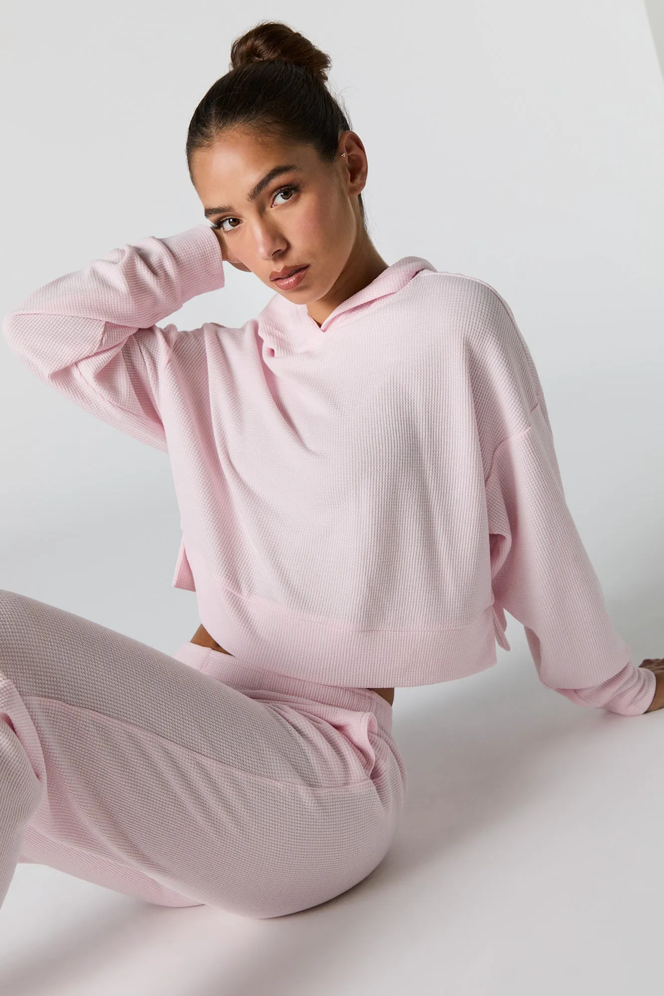 Haut à capuchon en tricot thermal sold by Urban Planet