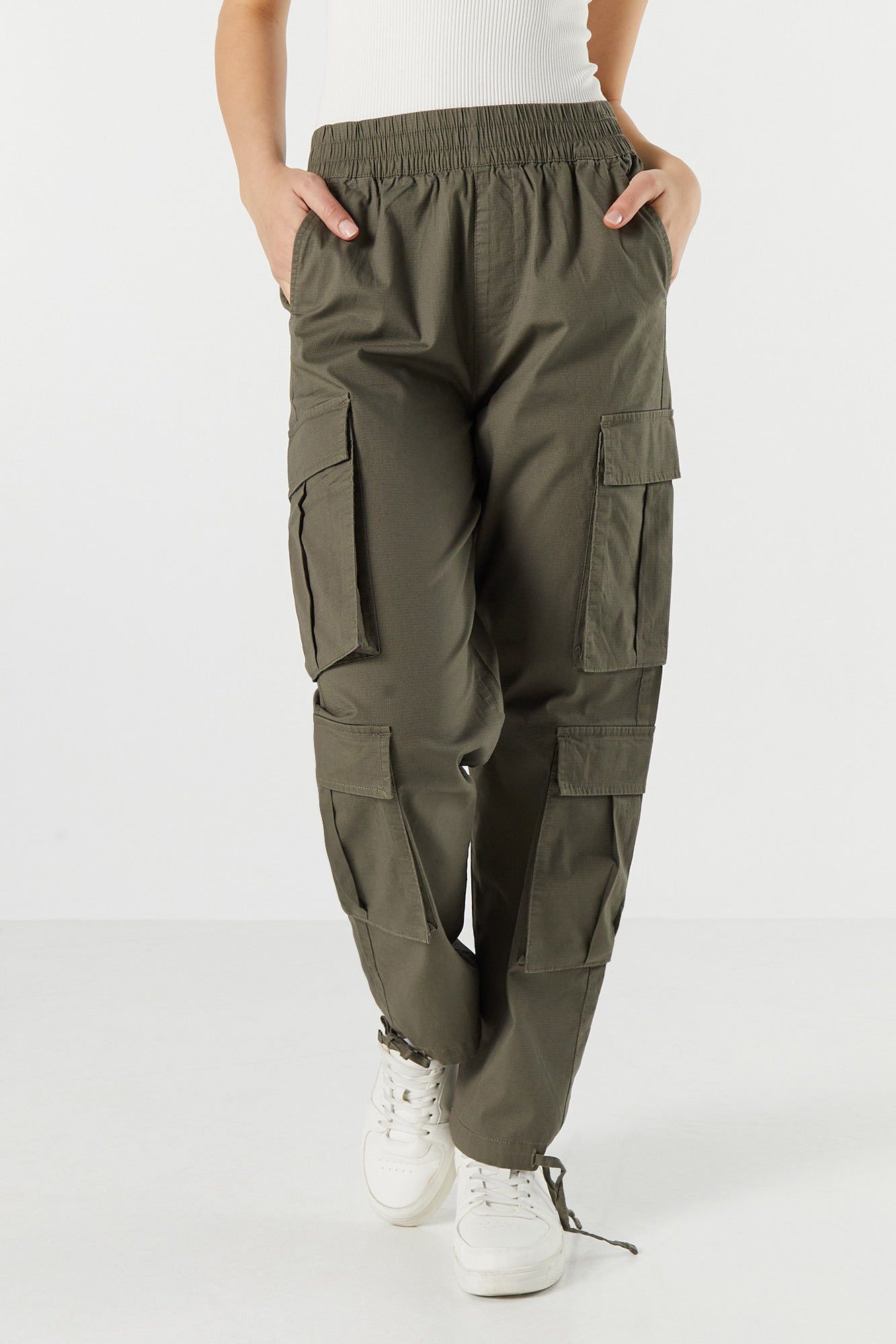 Pantalon de jogging cargo mi-taille sold by Urban Planet product image thumbnail 2