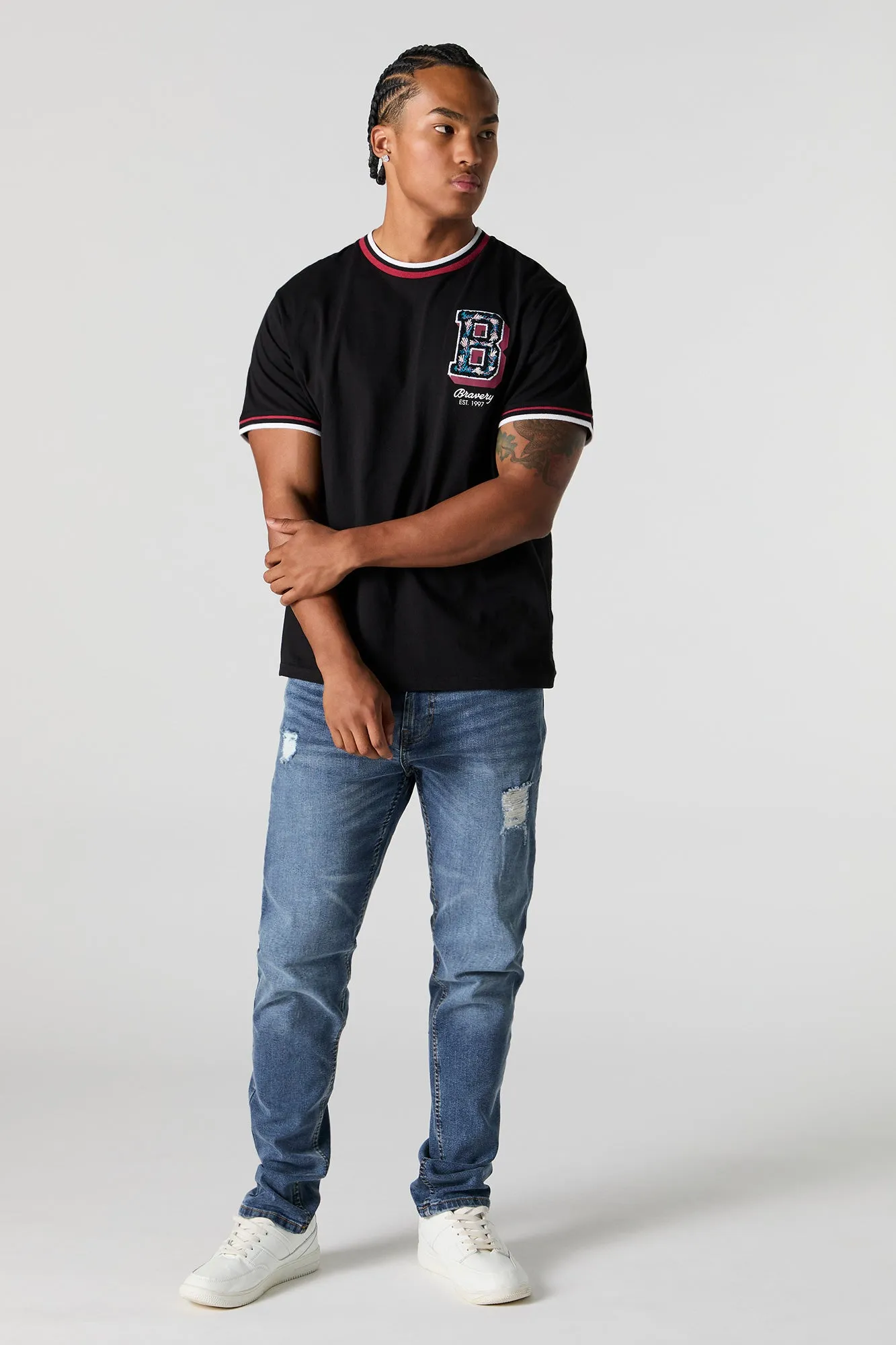 T-shirt avec motif brodé Bravery en chenille sold by Urban Planet product image thumbnail 3