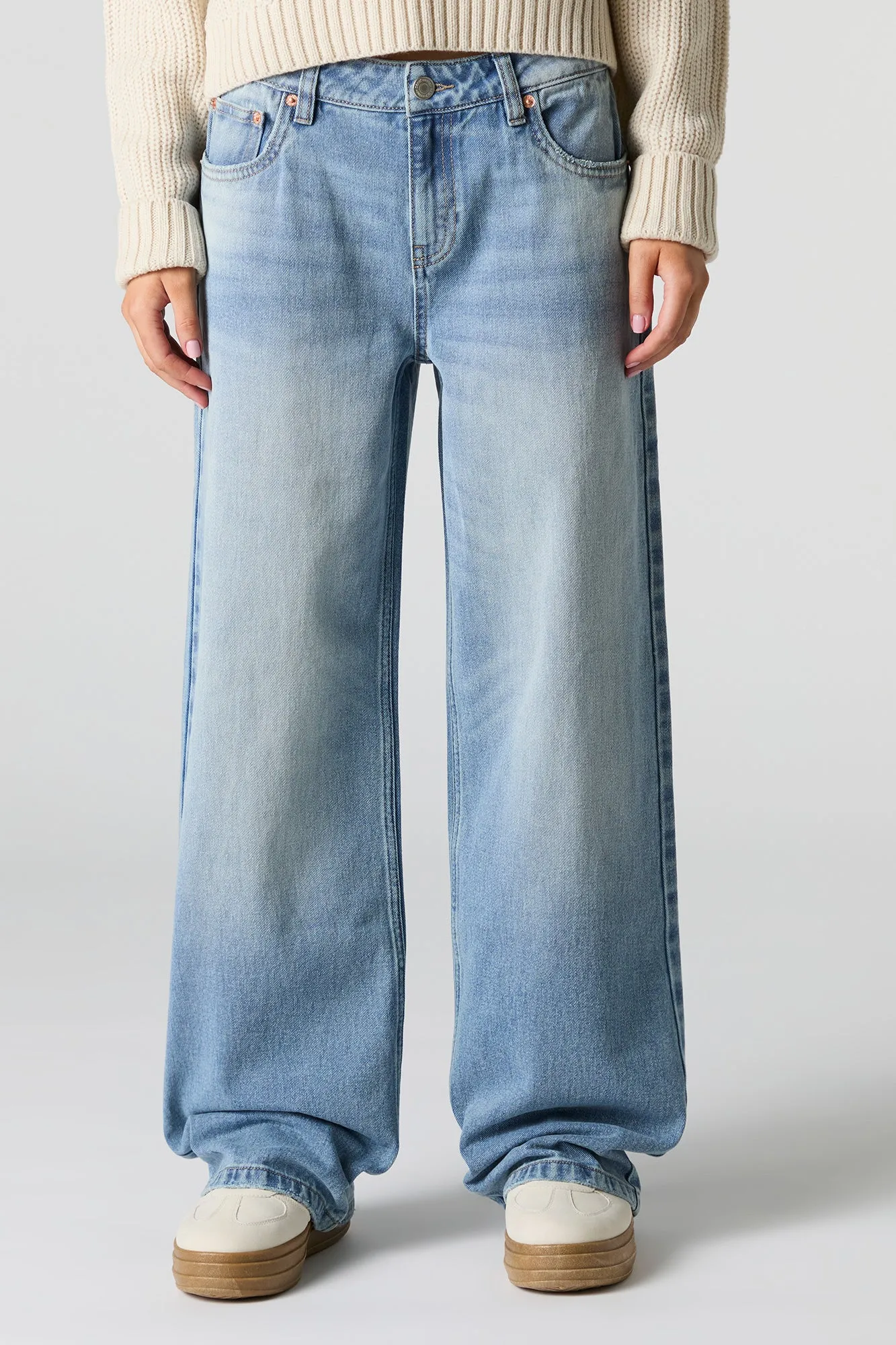 Jean de planchiste taille basse délavé vintage moyen sold by Urban Planet product image thumbnail 2