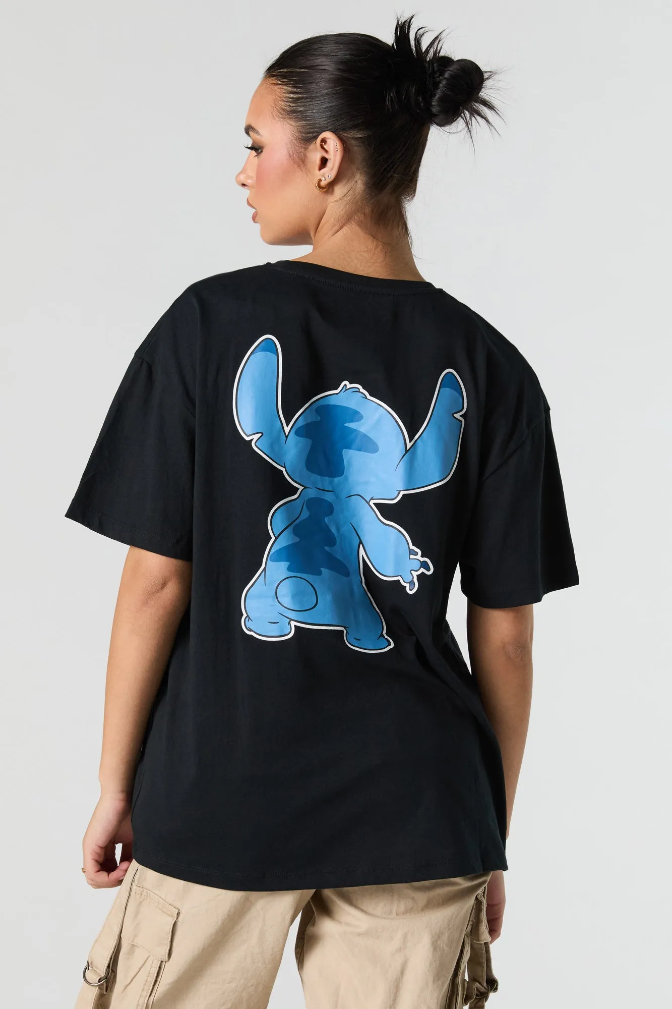 T-shirt coupe garçonne noir à imprimé Stitch sold by Urban Planet product image thumbnail 2