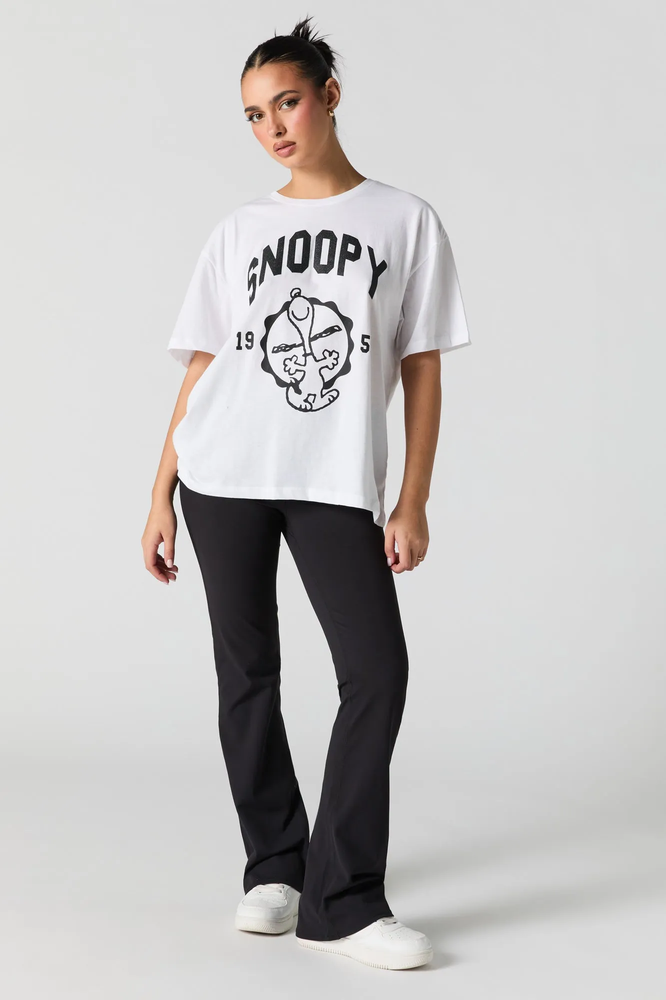 T-shirt coupe garçonne à imprimé Snoopy sold by Urban Planet product image thumbnail 3