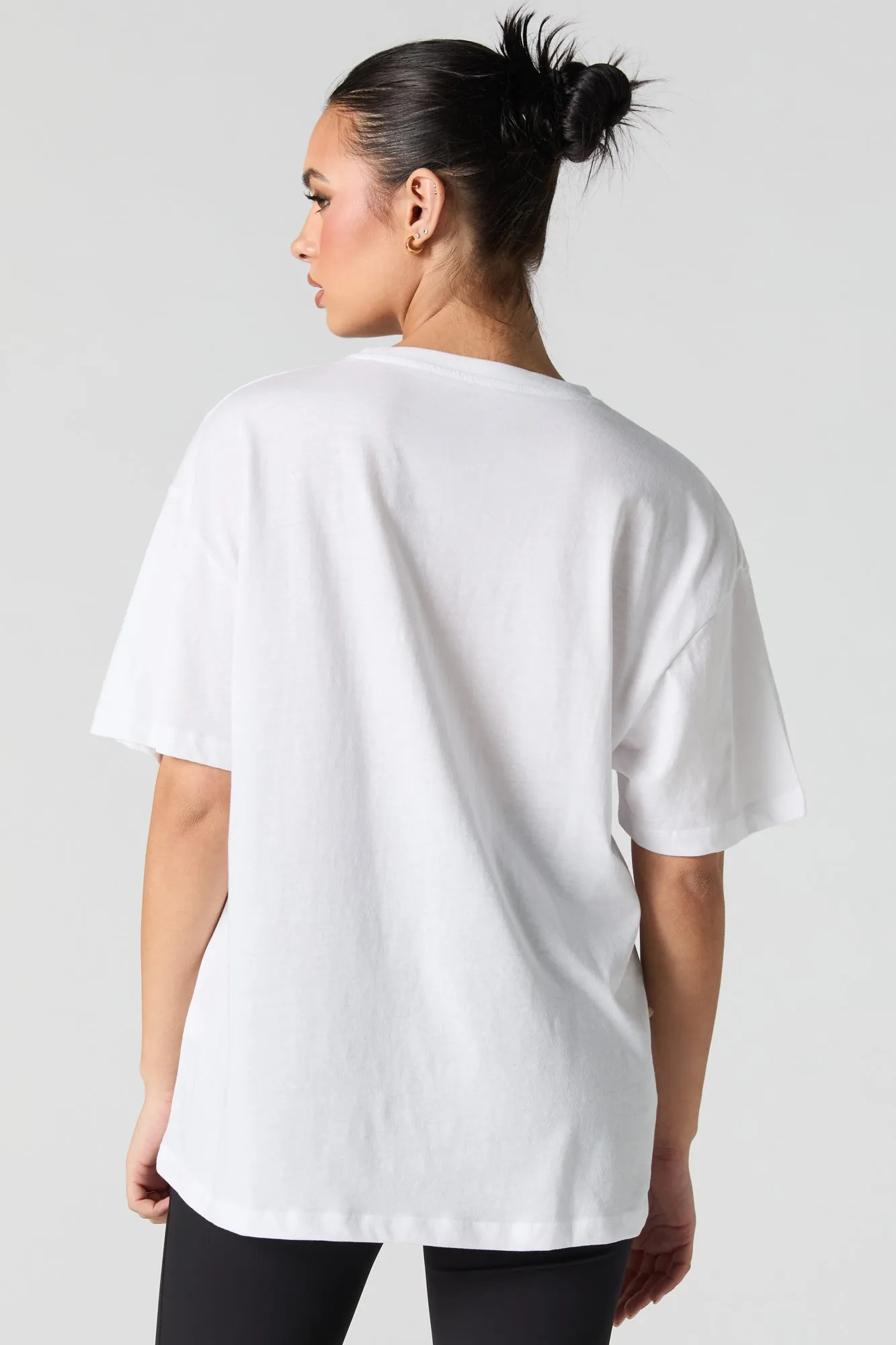 T-shirt coupe garçonne à imprimé Snoopy sold by Urban Planet product image thumbnail 2