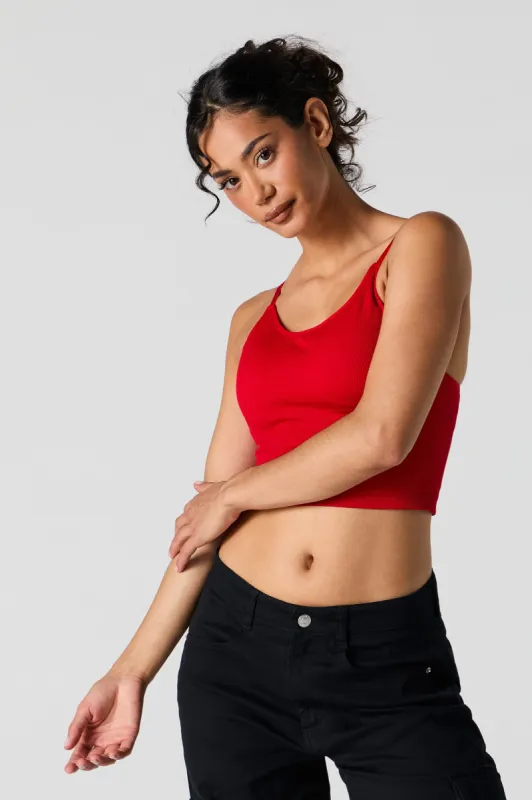 Camisole écourtée, côtelée et sans couture avec soutien-gorge intégré sold by Urban Planet