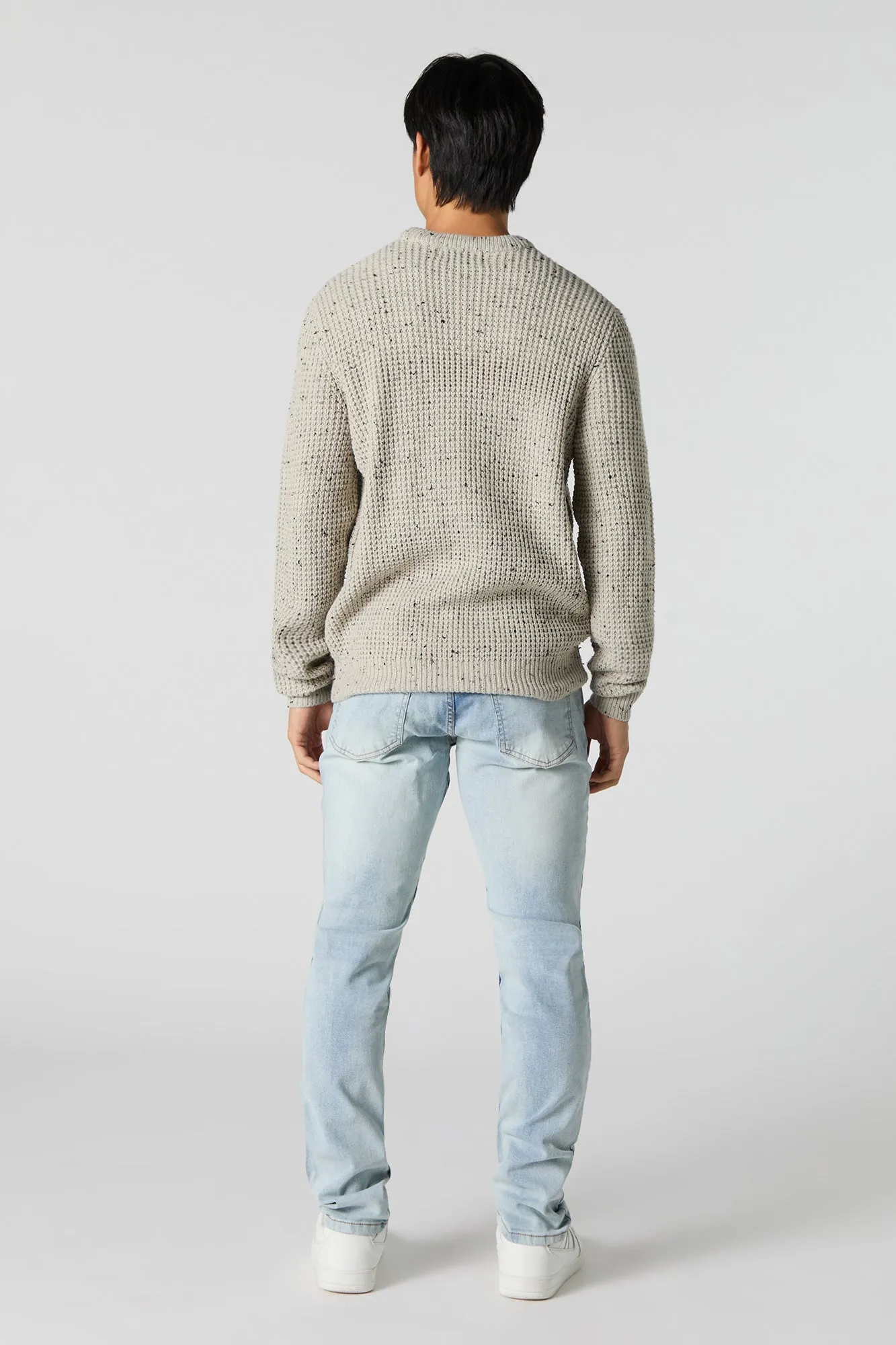 Jean sport d'aspect usé délavé pâle sold by Urban Planet product image thumbnail 3