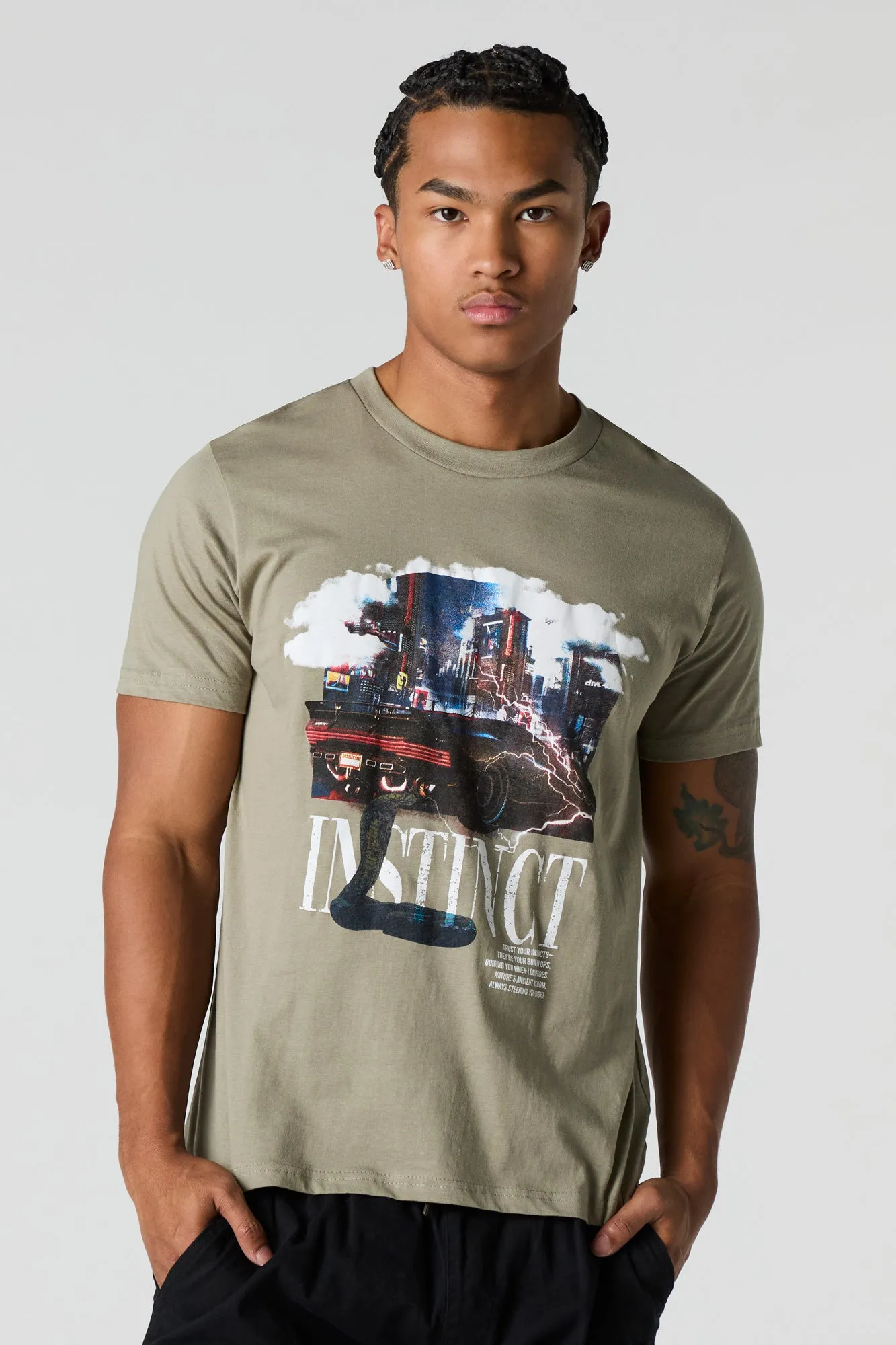 T-shirt à imprimé Instinct sold by Urban Planet