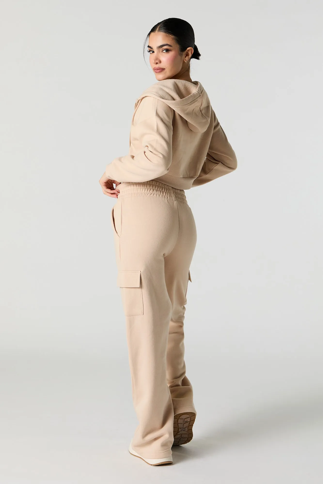 Pantalon en molleton cargo à jambe large sold by Urban Planet product image thumbnail 3