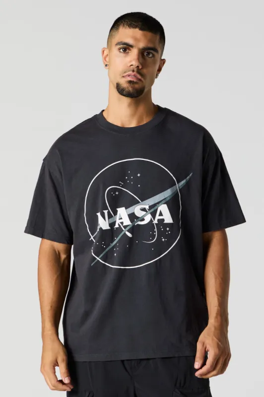 T-shirt à imprimé NASA sold by Urban Planet