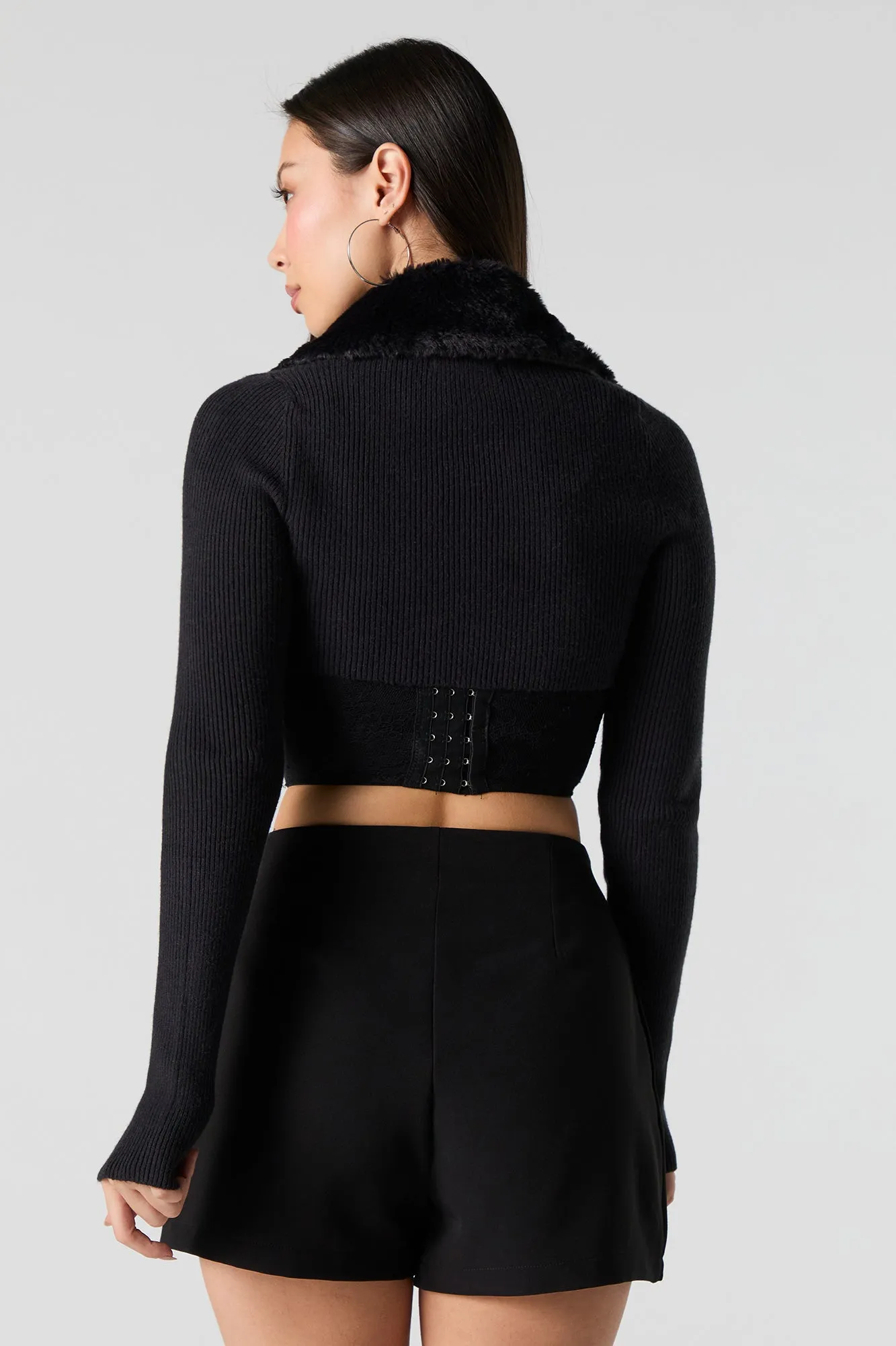 Boléro en tricot côtelé avec col en similifourrure sold by Urban Planet product image thumbnail 2