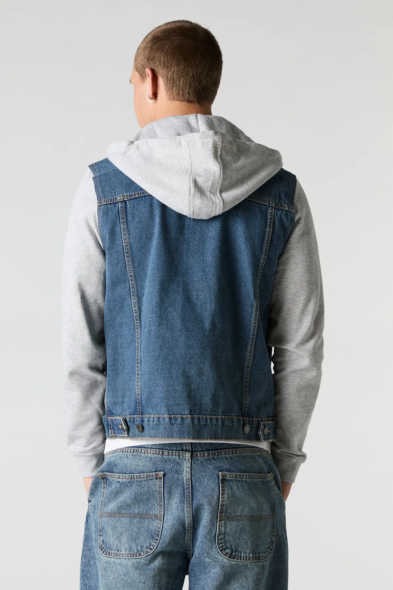 Blouson de style camionneur à capuchon en denim sold by Urban Planet product image thumbnail 2