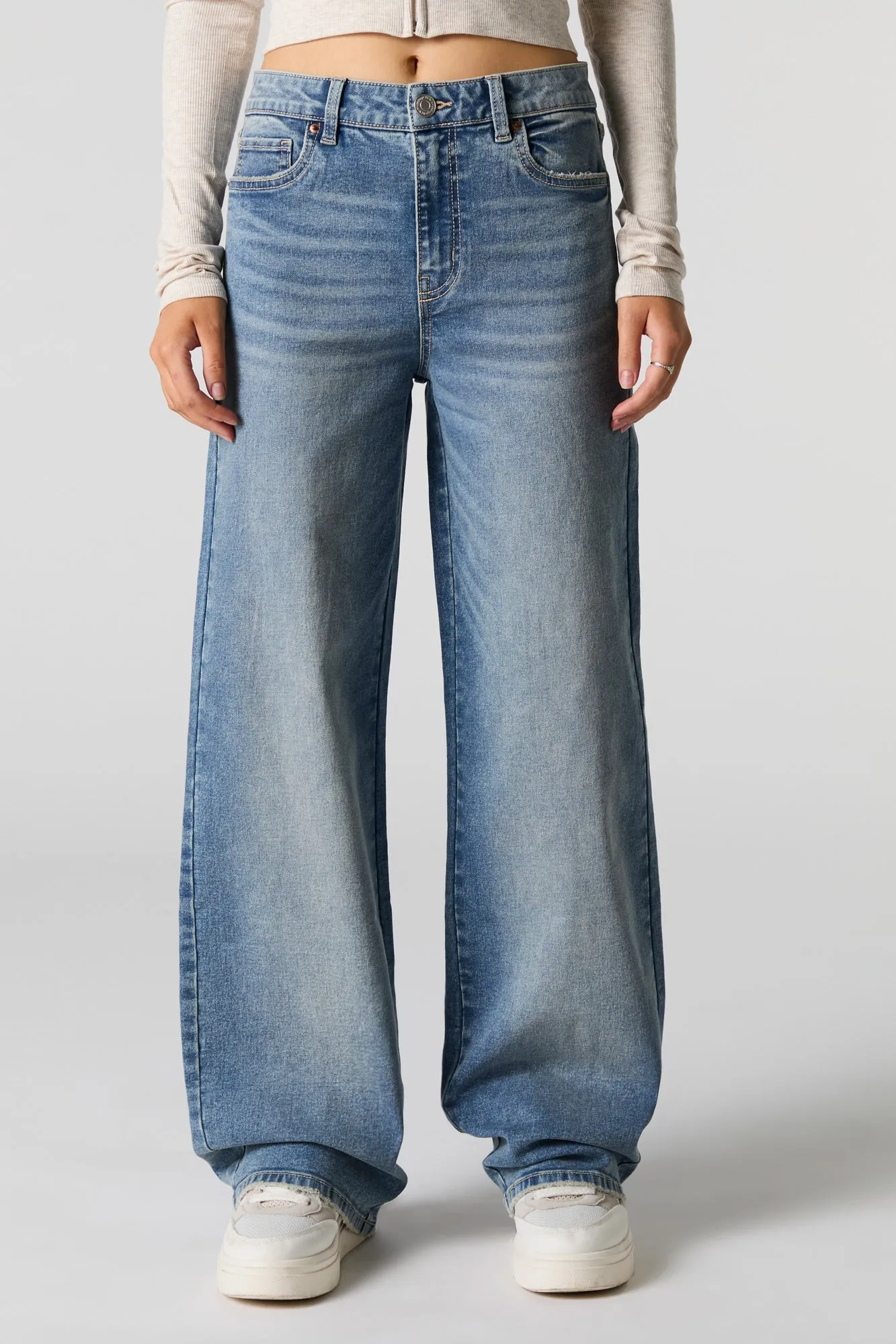 Jean extensible à jambe large délavé vintage moyen sold by Urban Planet product image thumbnail 2