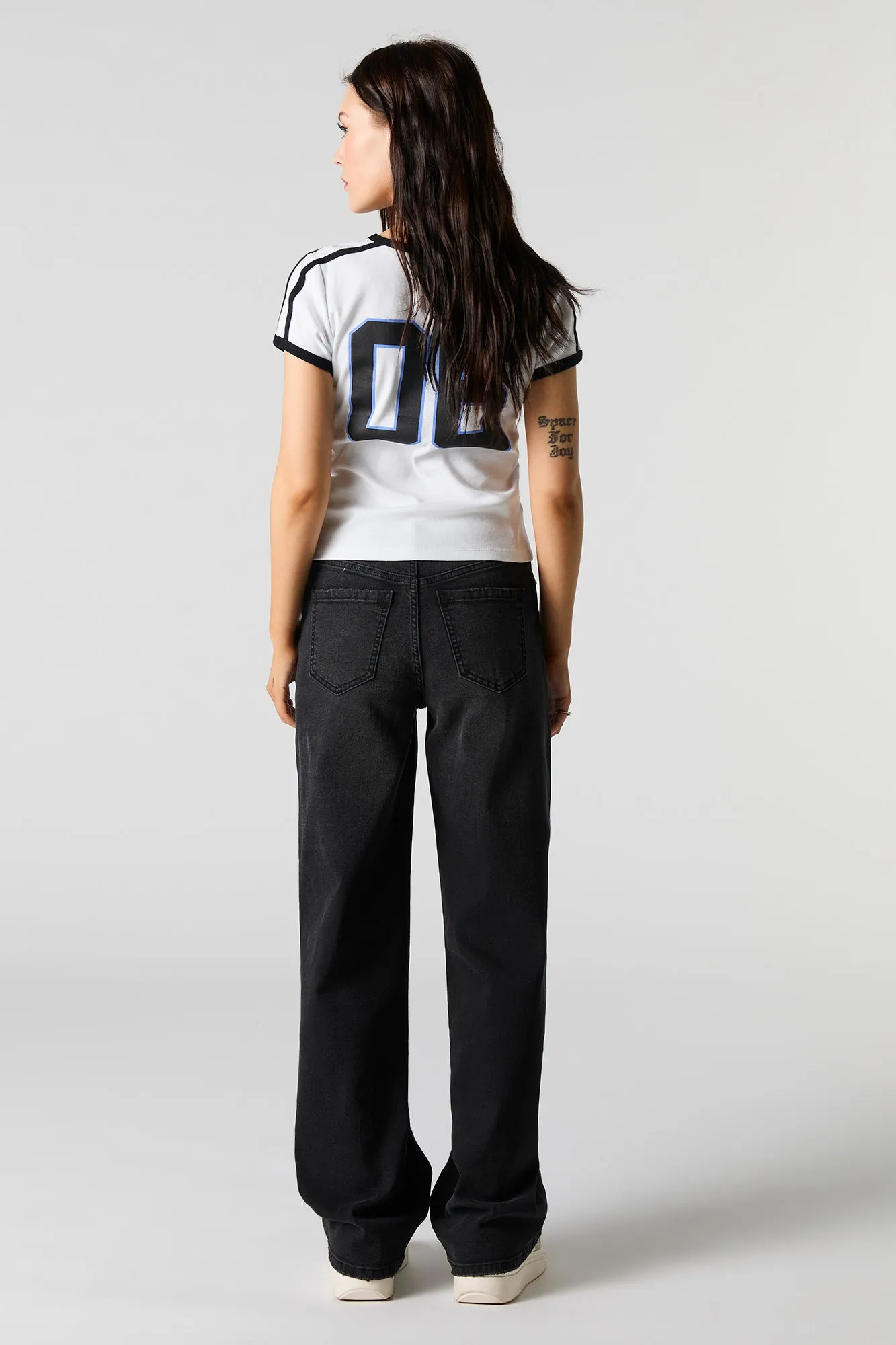 Jean extensible à jambe large délavé noir sold by Urban Planet product image thumbnail 3