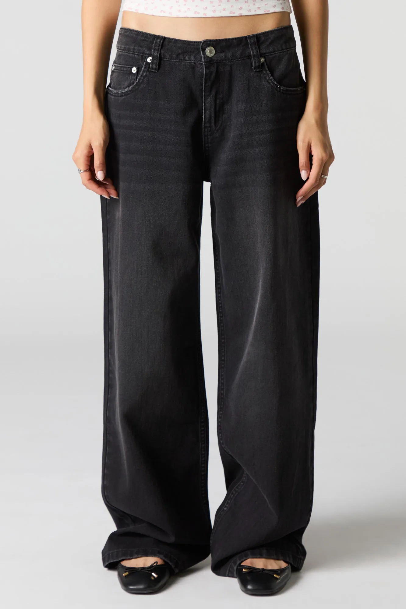 Jean de planchiste délavé noir à taille basse sold by Urban Planet product image thumbnail 2