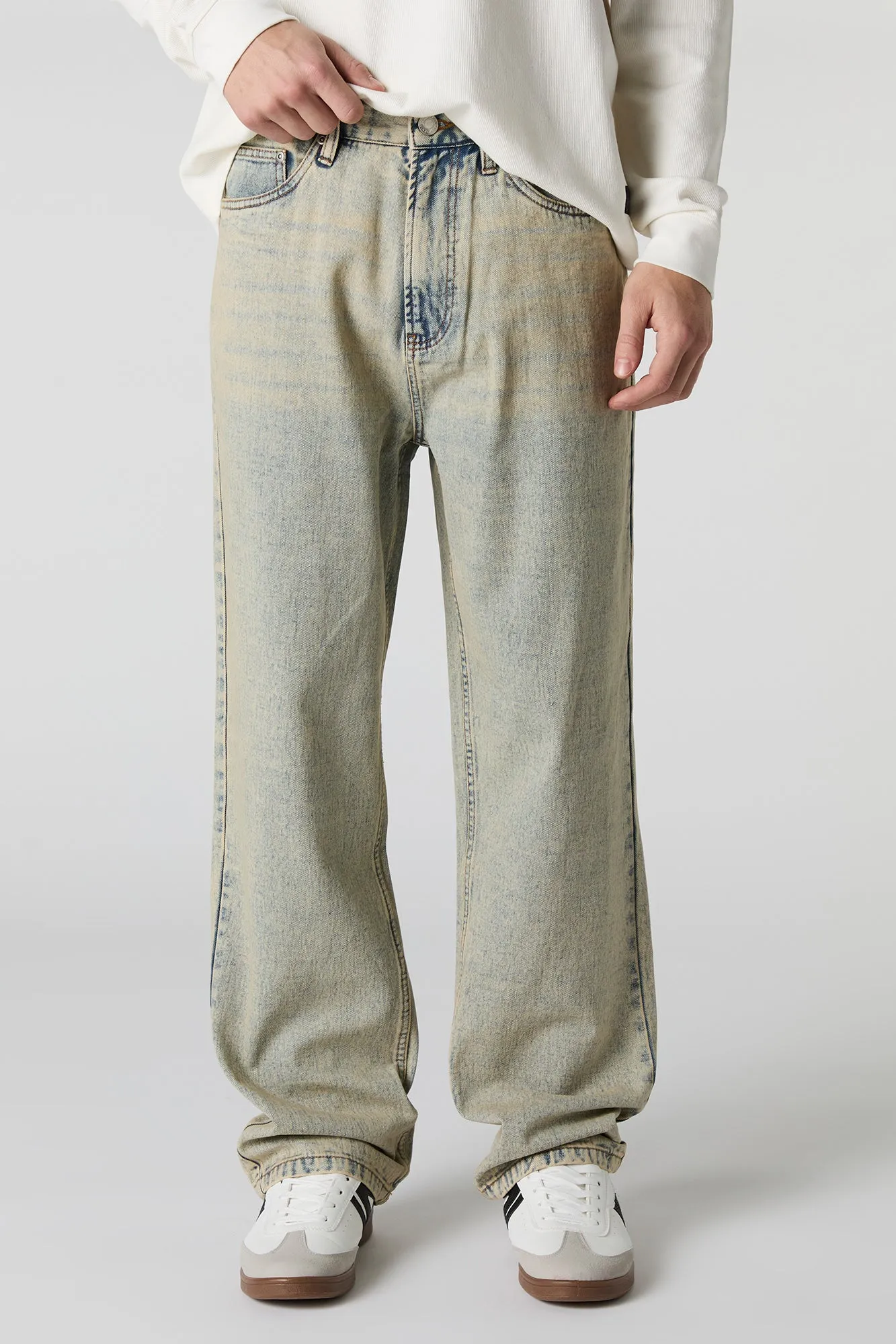 Jean ample en denim sold by Urban Planet product image thumbnail 2