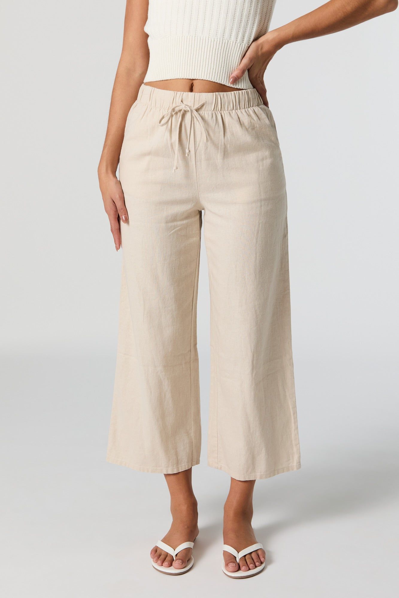 Pantalon court en lin sold by Urban Planet product image thumbnail 2