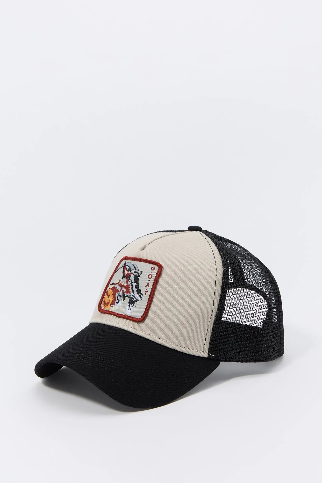 Casquette de camionneur avec écusson d'animal sold by Urban Planet product image thumbnail 2