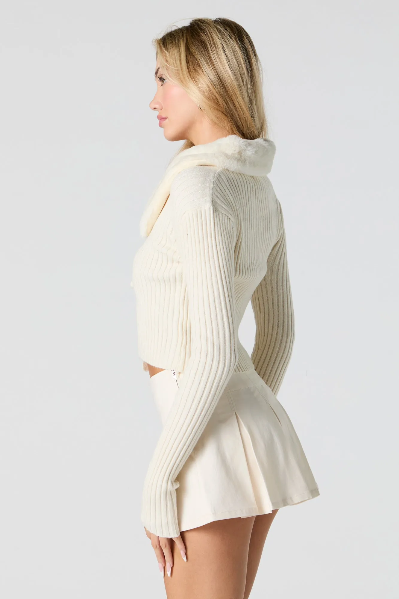 Cardigan en tricot côtel avec col en similifourrure sold by Urban Planet product image thumbnail 5