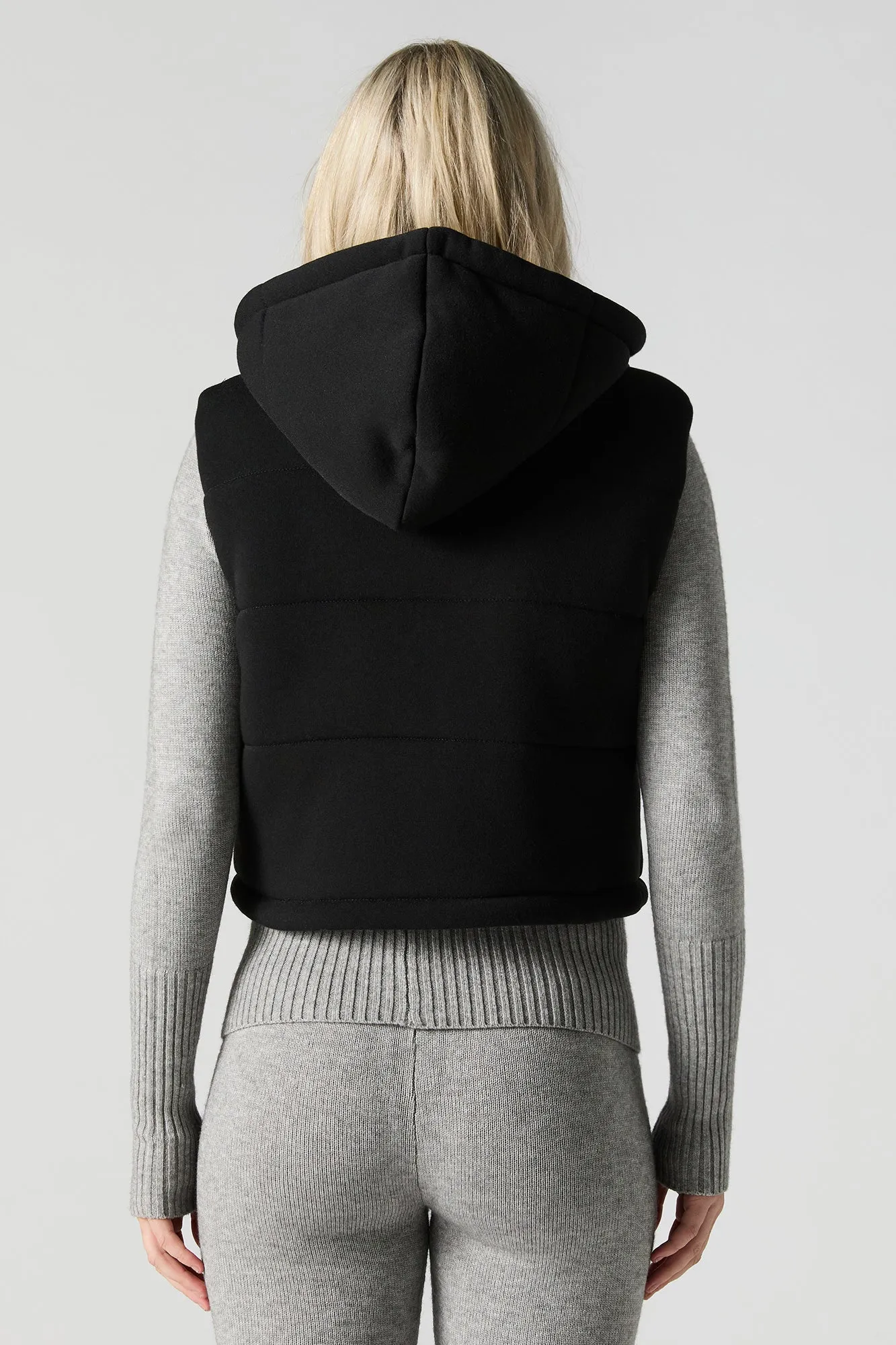 Gilet bouffant à capuchon en laine polaire sold by Urban Planet product image thumbnail 5