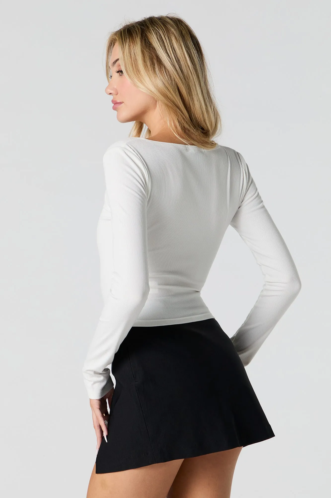 Minijupe avec boucle sold by Urban Planet product image thumbnail 2