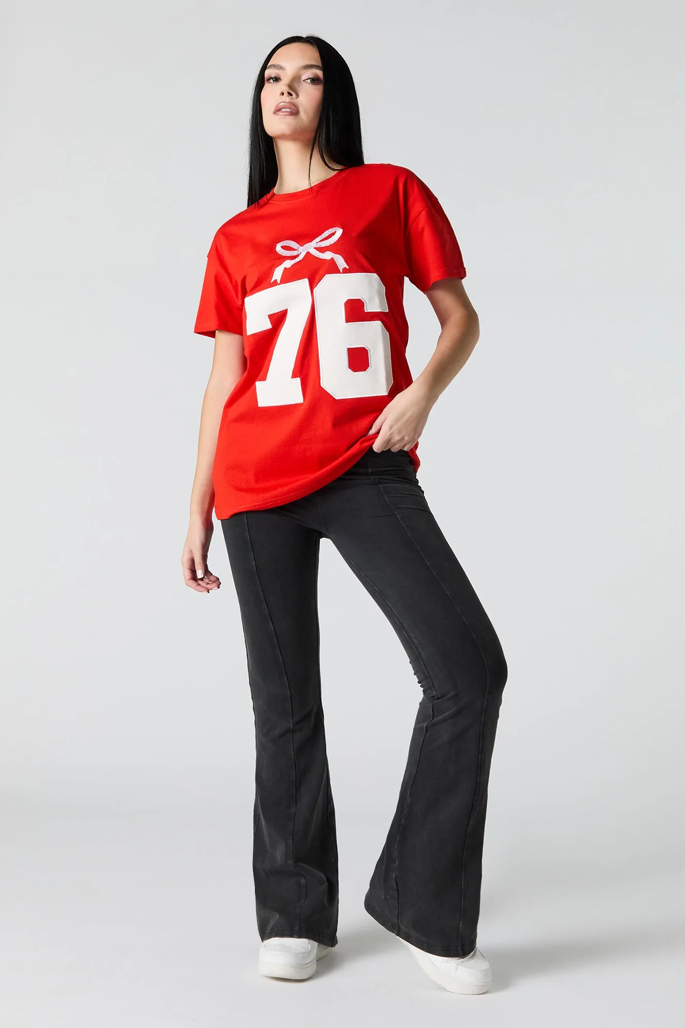 T-shirt de coupe garçonne avec motif brodé 76 en sergé avec boucle sold by Urban Planet product image thumbnail 3