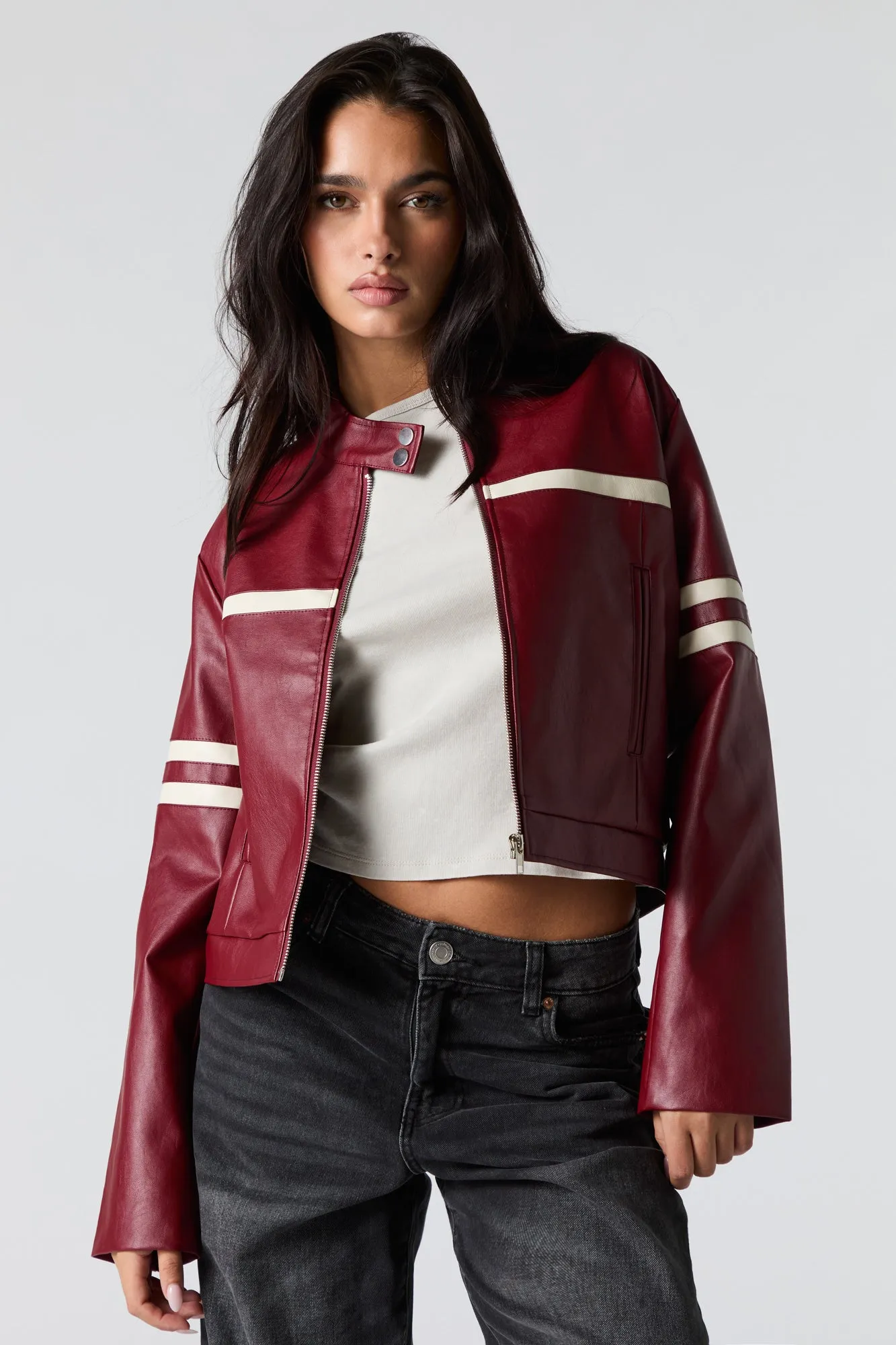 Blouson de style moto en similicuir avec rayures contrastantes sold by Urban Planet product image thumbnail 4